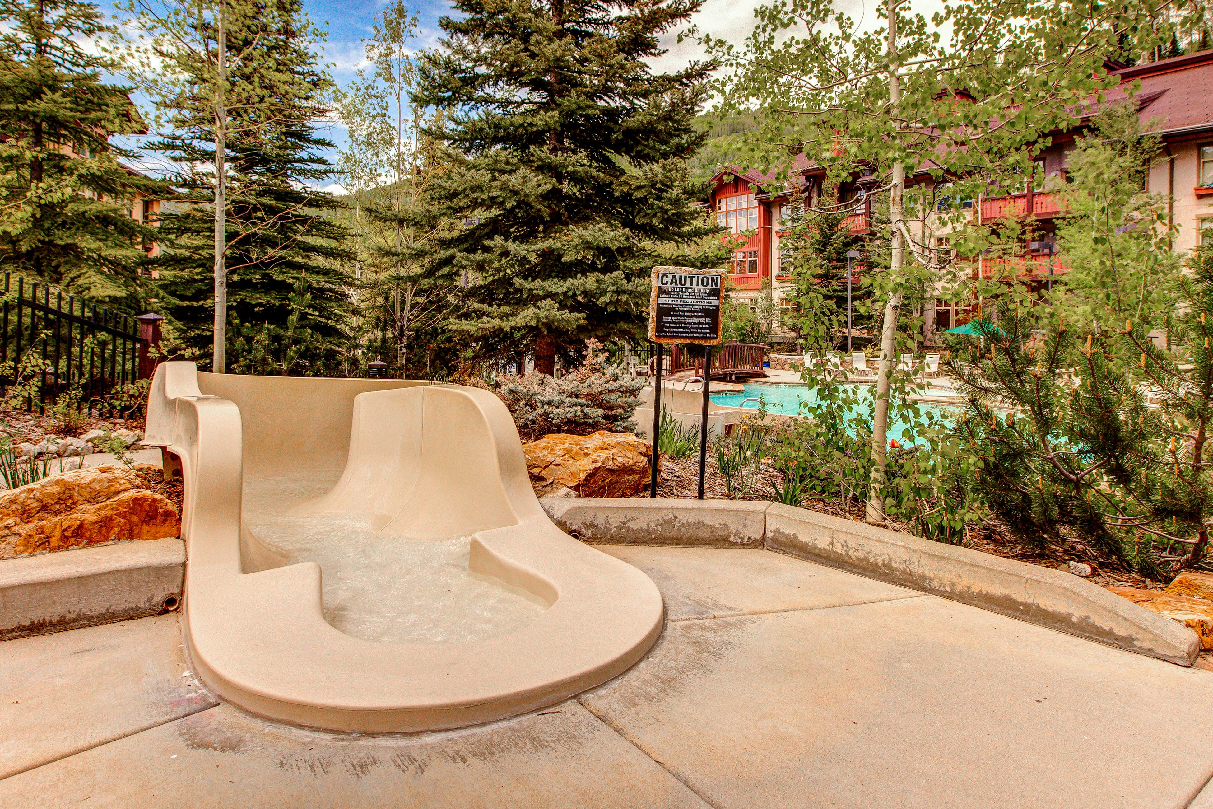 Powderhorn Lodge 107 - Columbine Suite