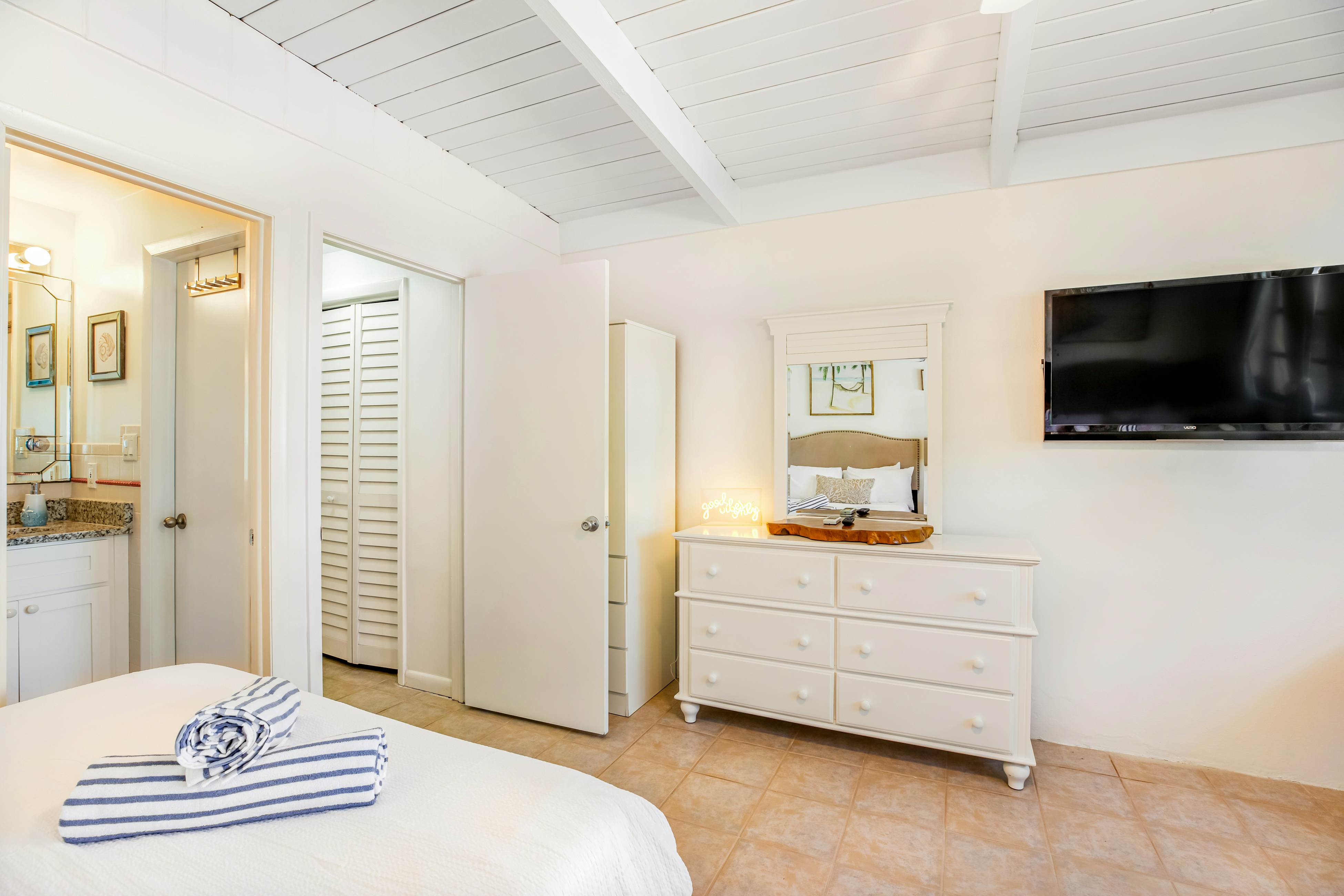 Key Colony Beach Waterfront Villa