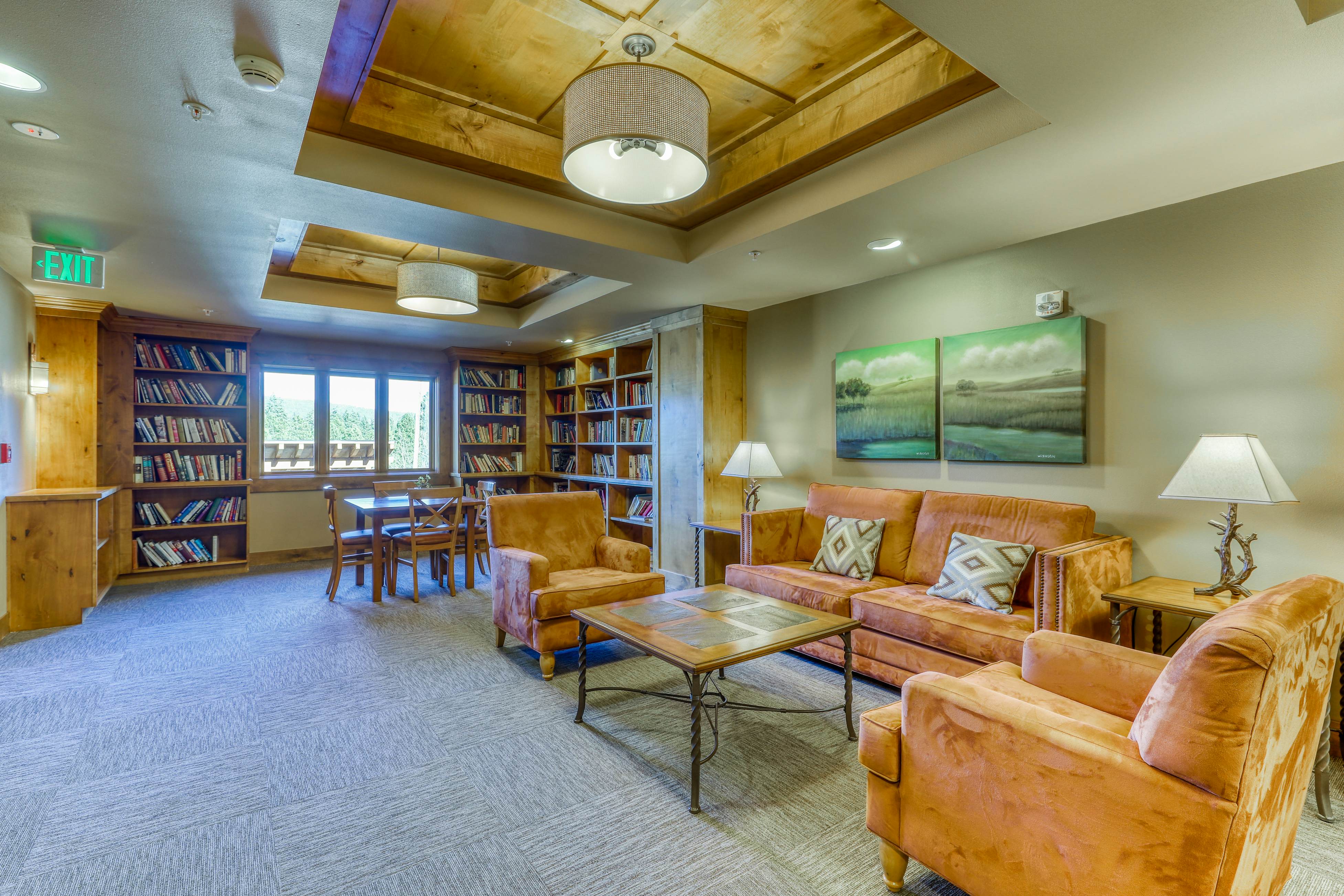 Trailhead Lodge #108