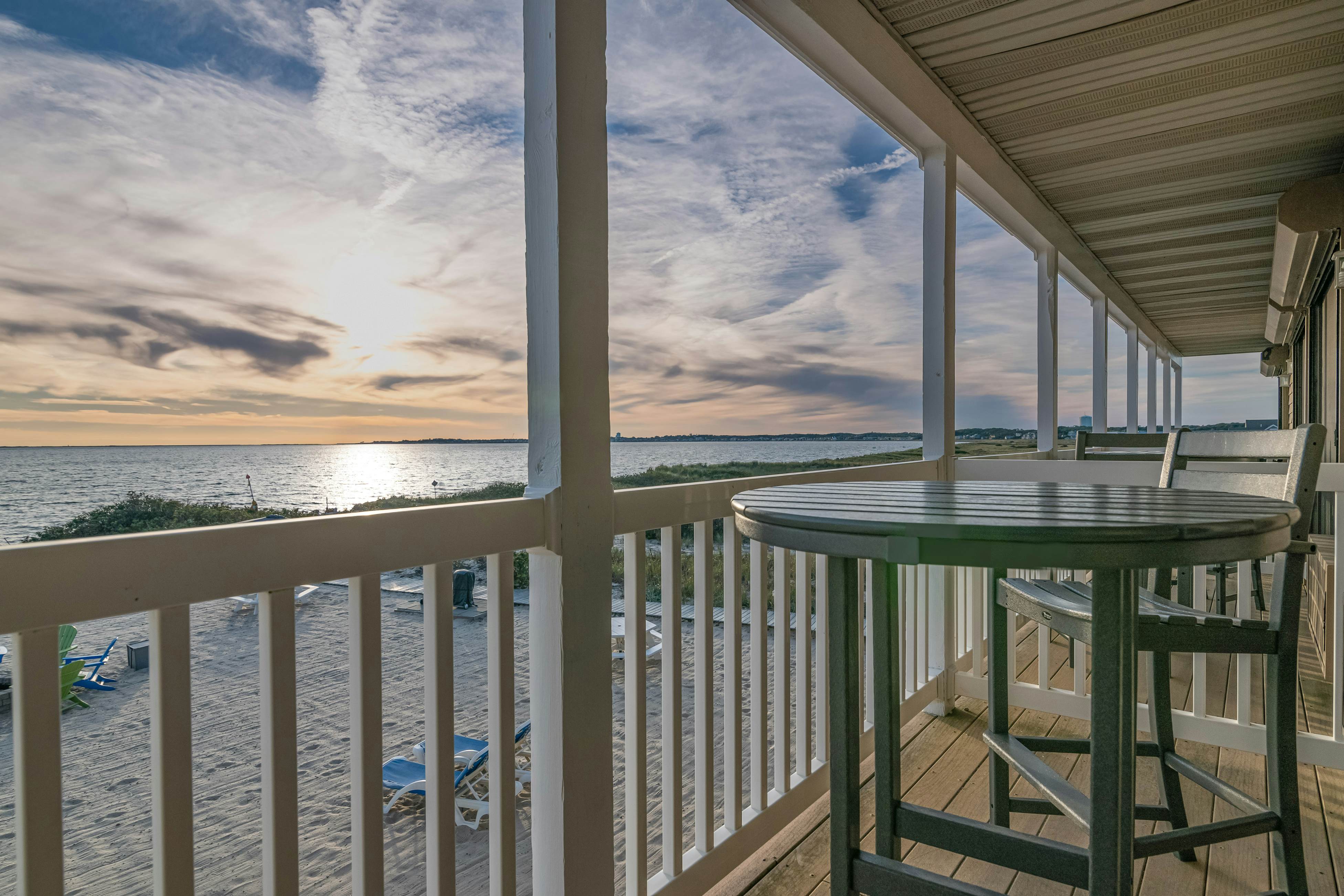 Sandbars Inn #15 - 2nd floor