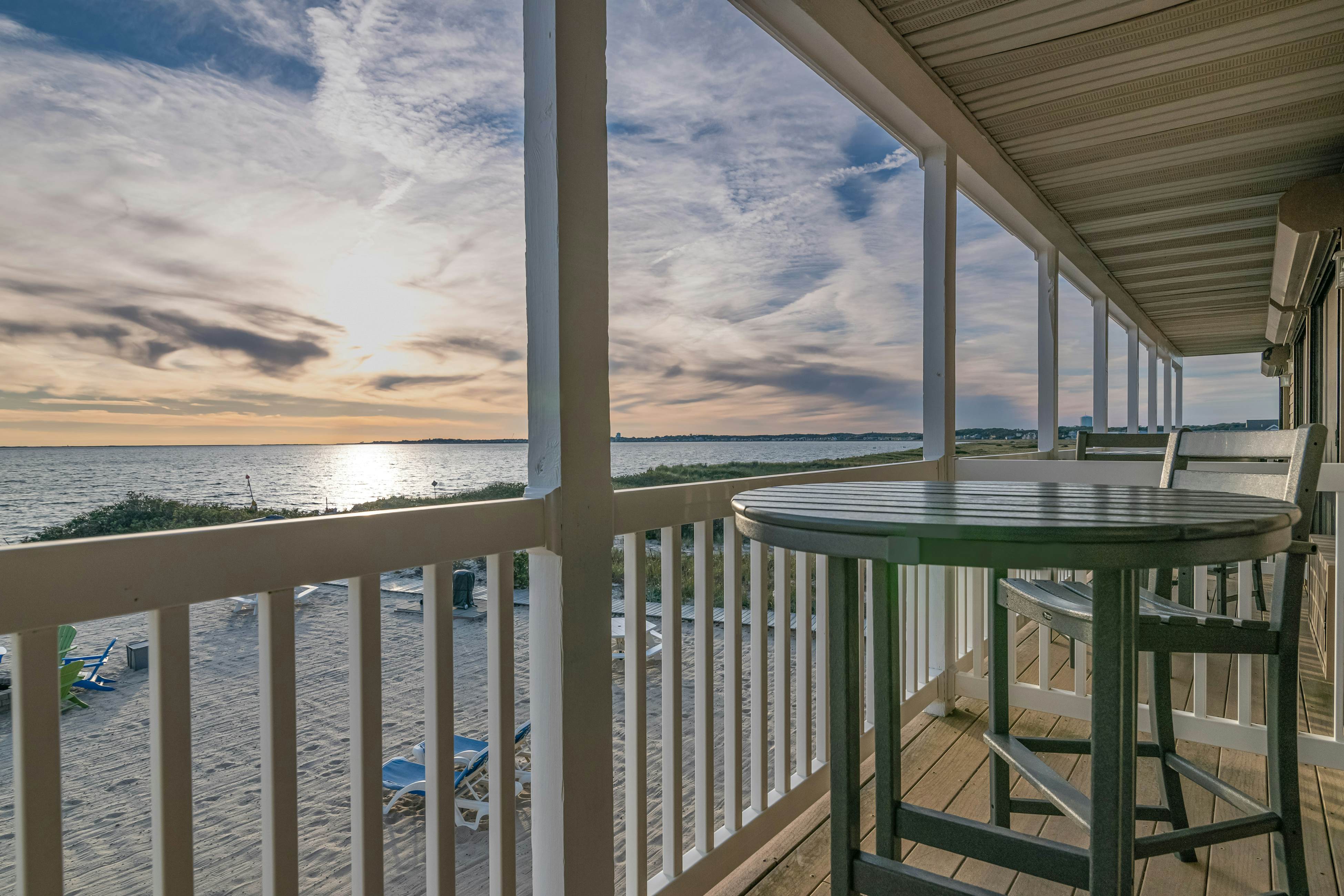 Sandbars Inn #13 - 2nd floor