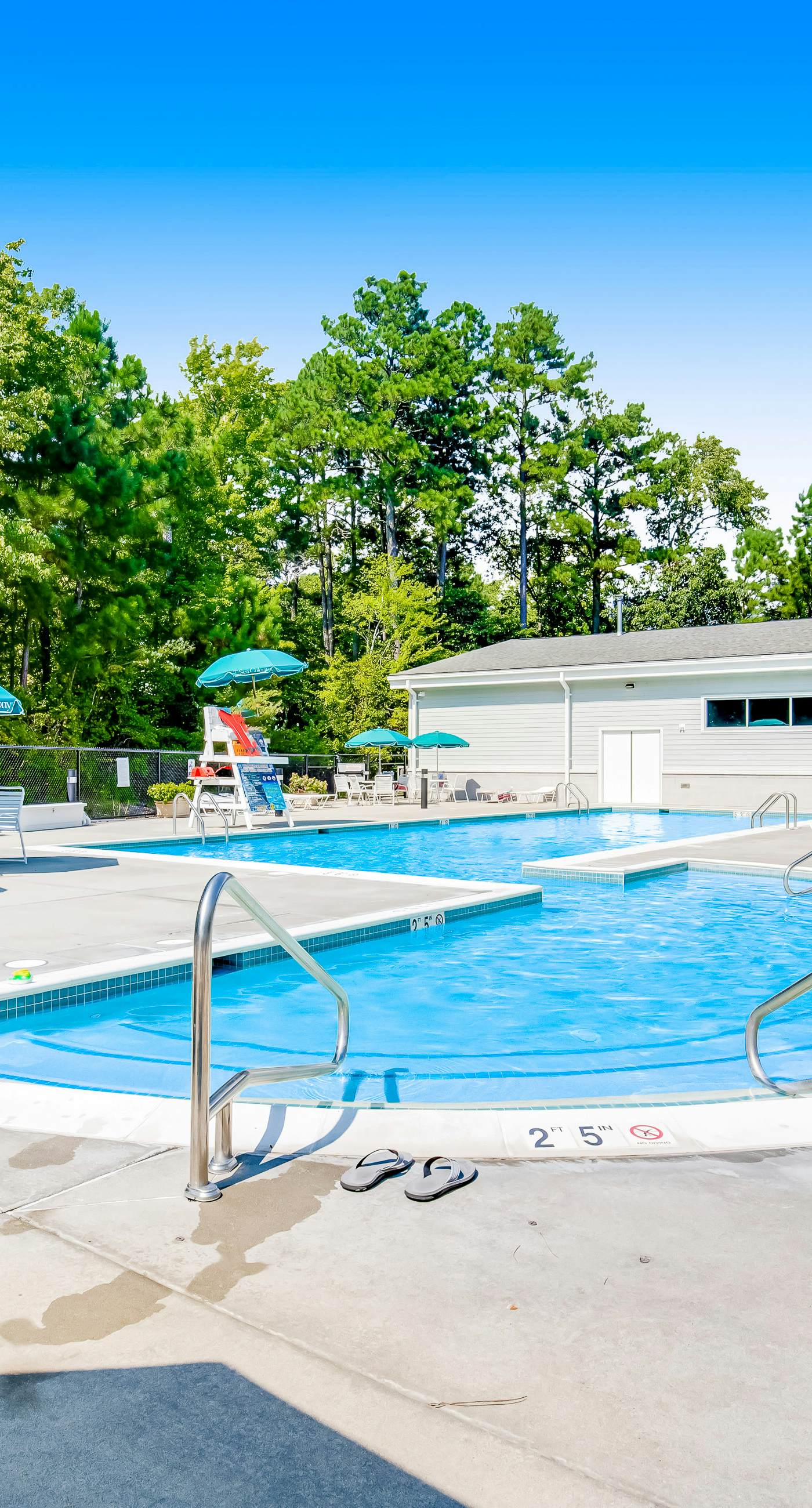 Sea Colony - 55054 Pine Lake Dr