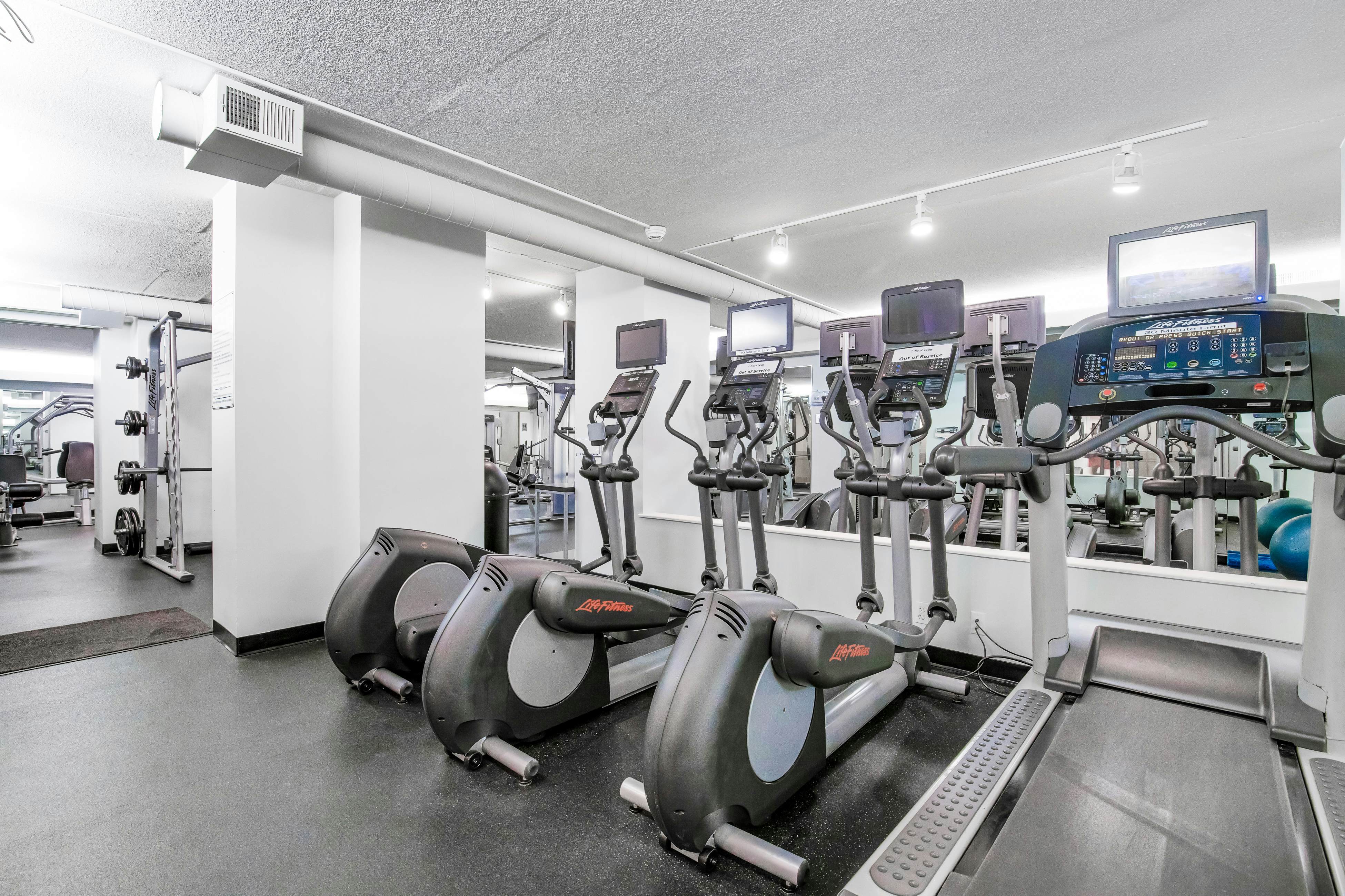 Sea Colony - 56044 Pinewood Dr