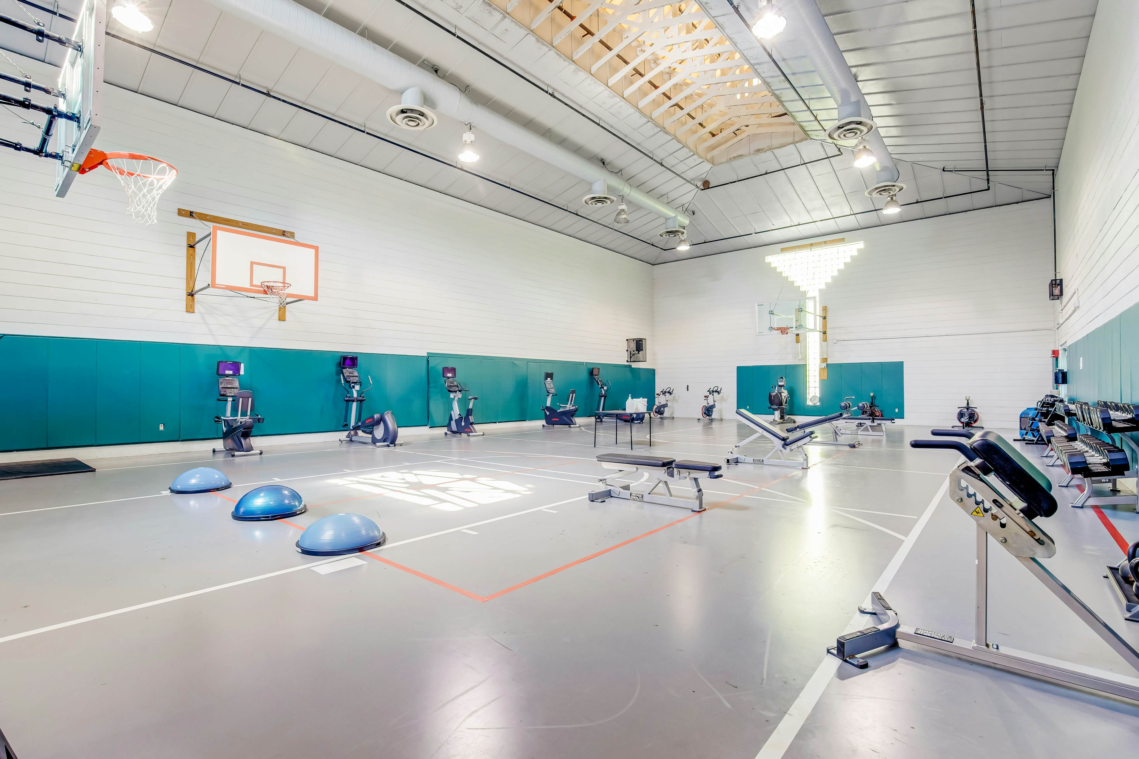 Sea Colony - 56044 Pinewood Dr