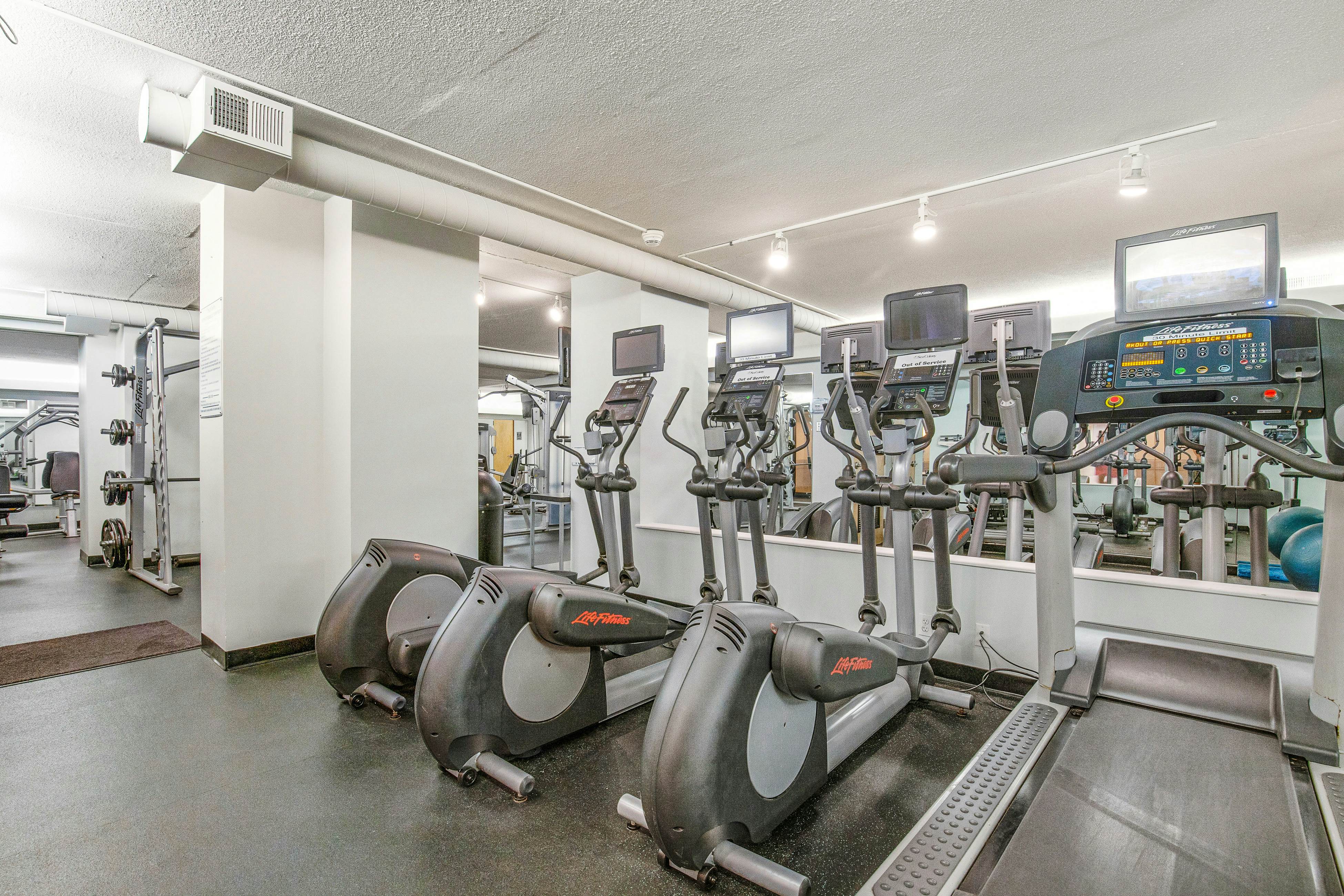 Sea Colony - 55037 Pine Lake Dr