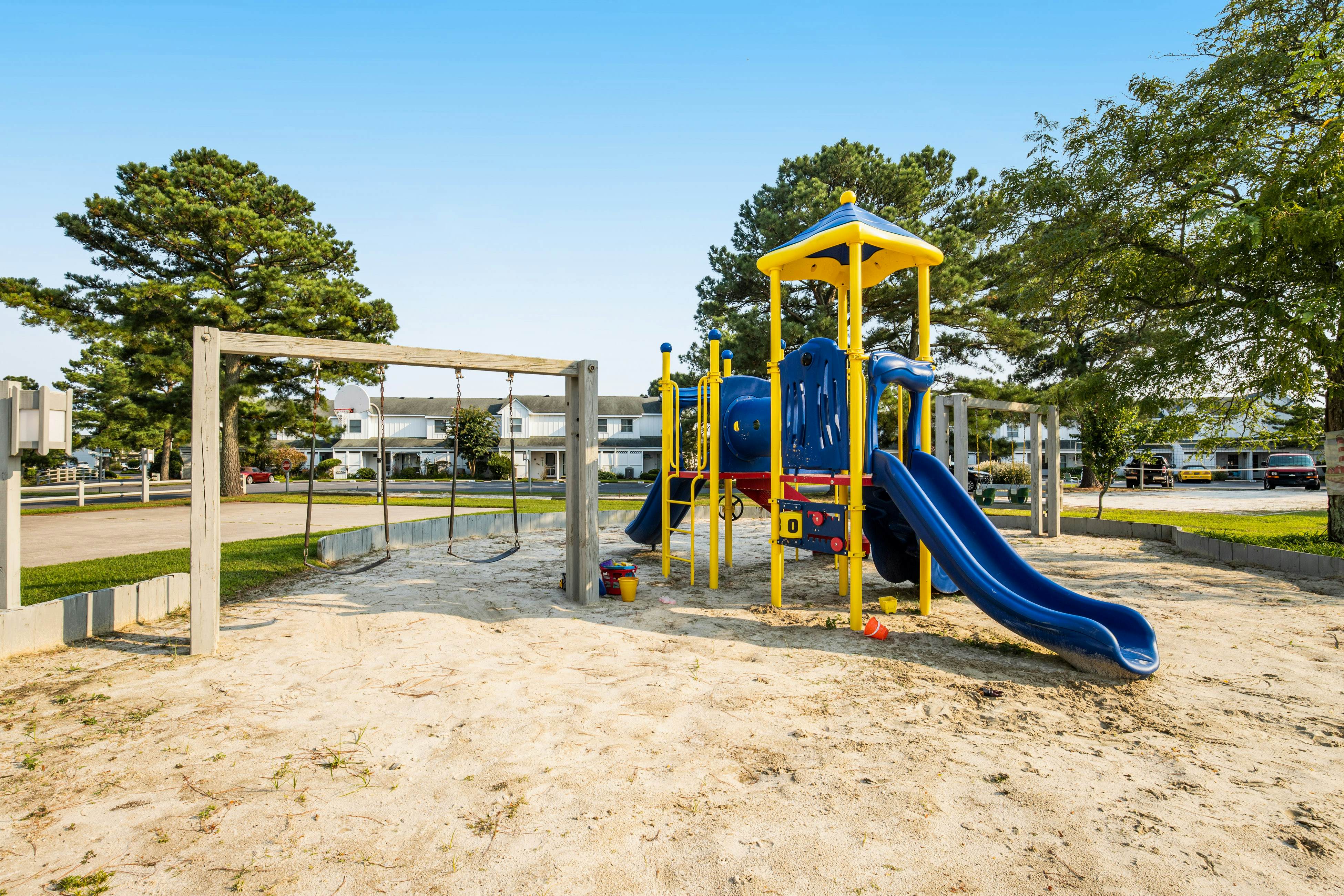 Mallard Lakes - 142 Cardinal Ln