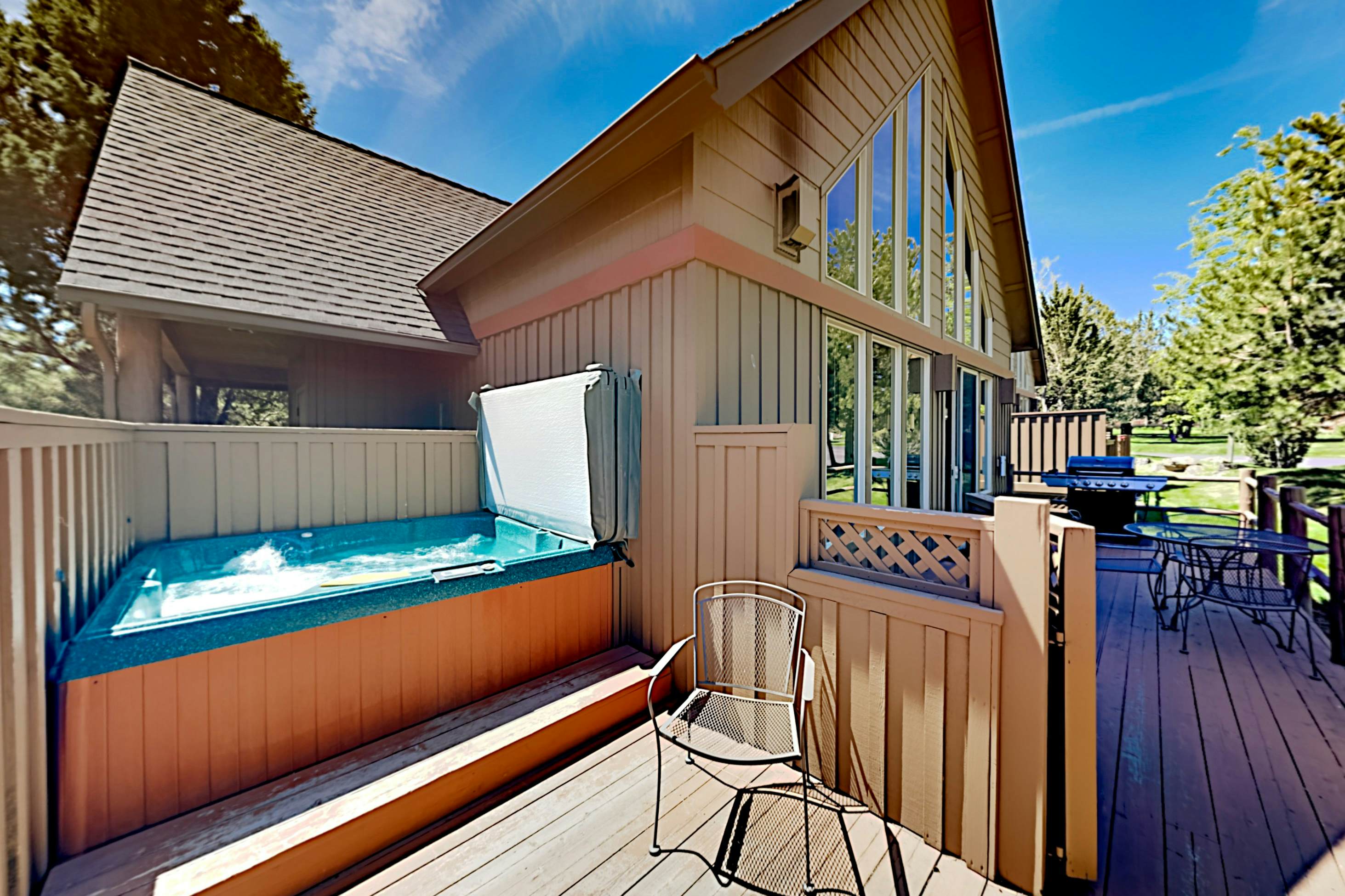 Eagle Crest Vacation Rentals, Resort Rentals, Condos Vacasa