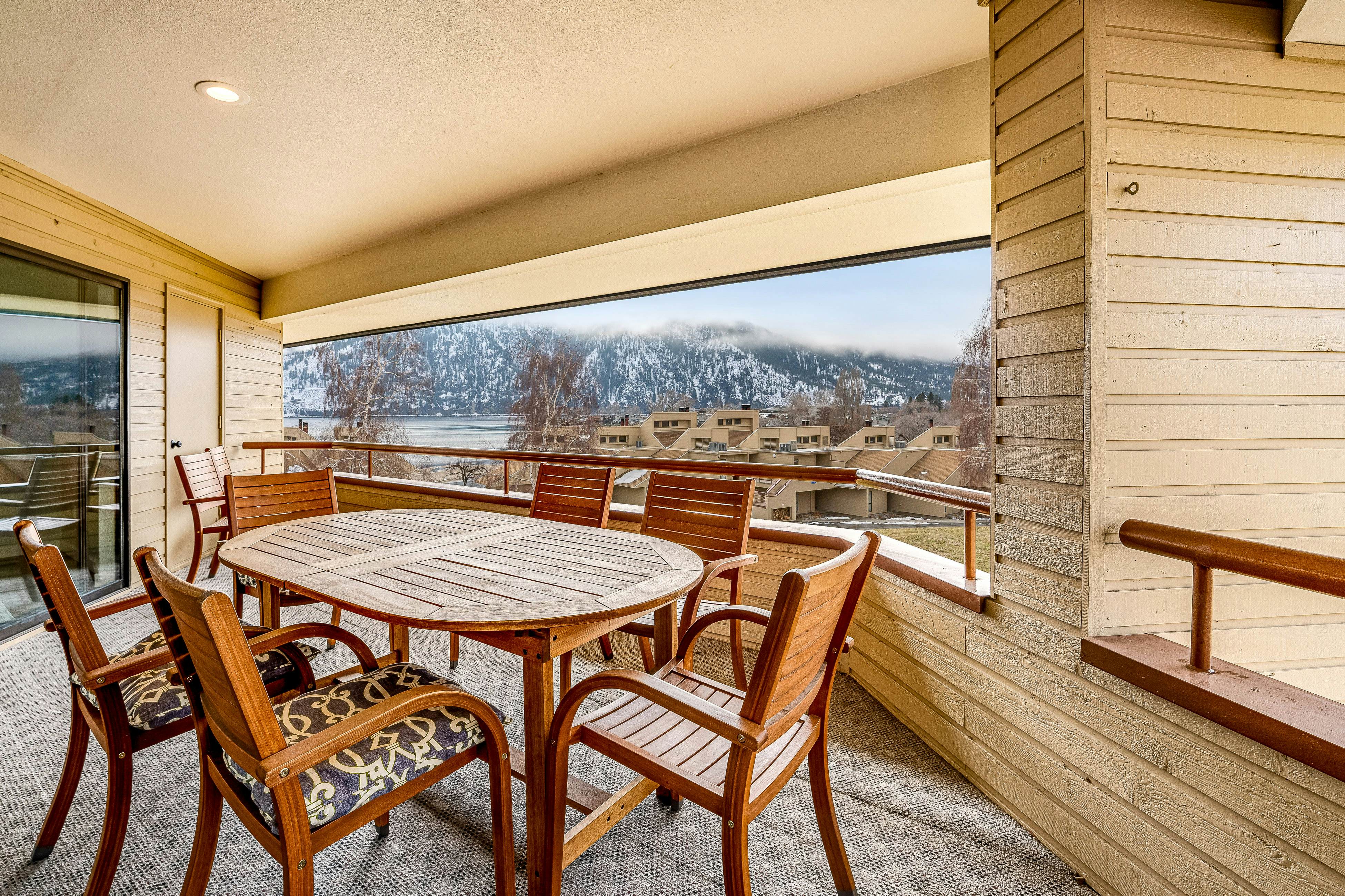 Wapato Point Halmalka 503A