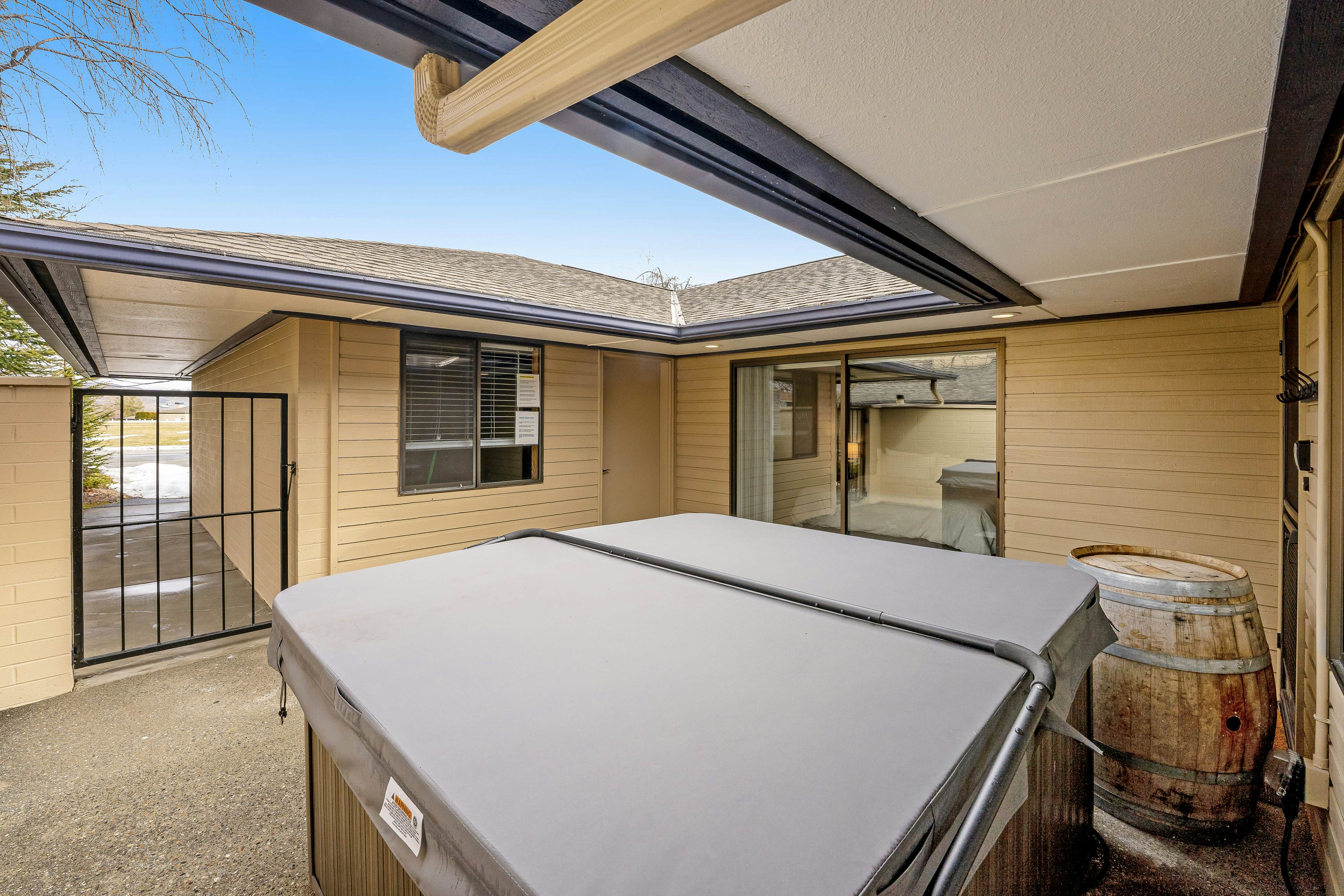 Wapato Point Halmalka 503A