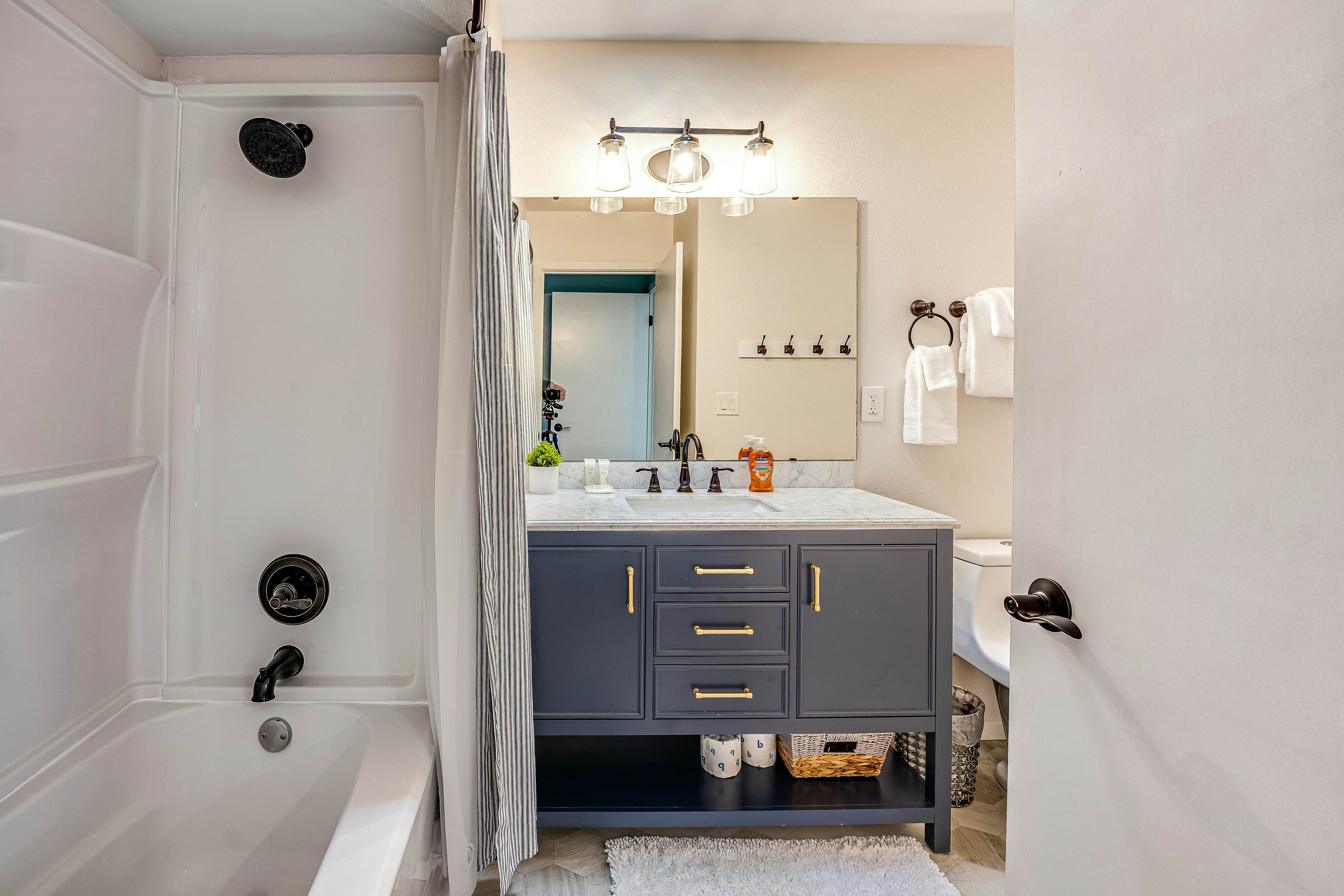 Wapato Point Halmalka 503A