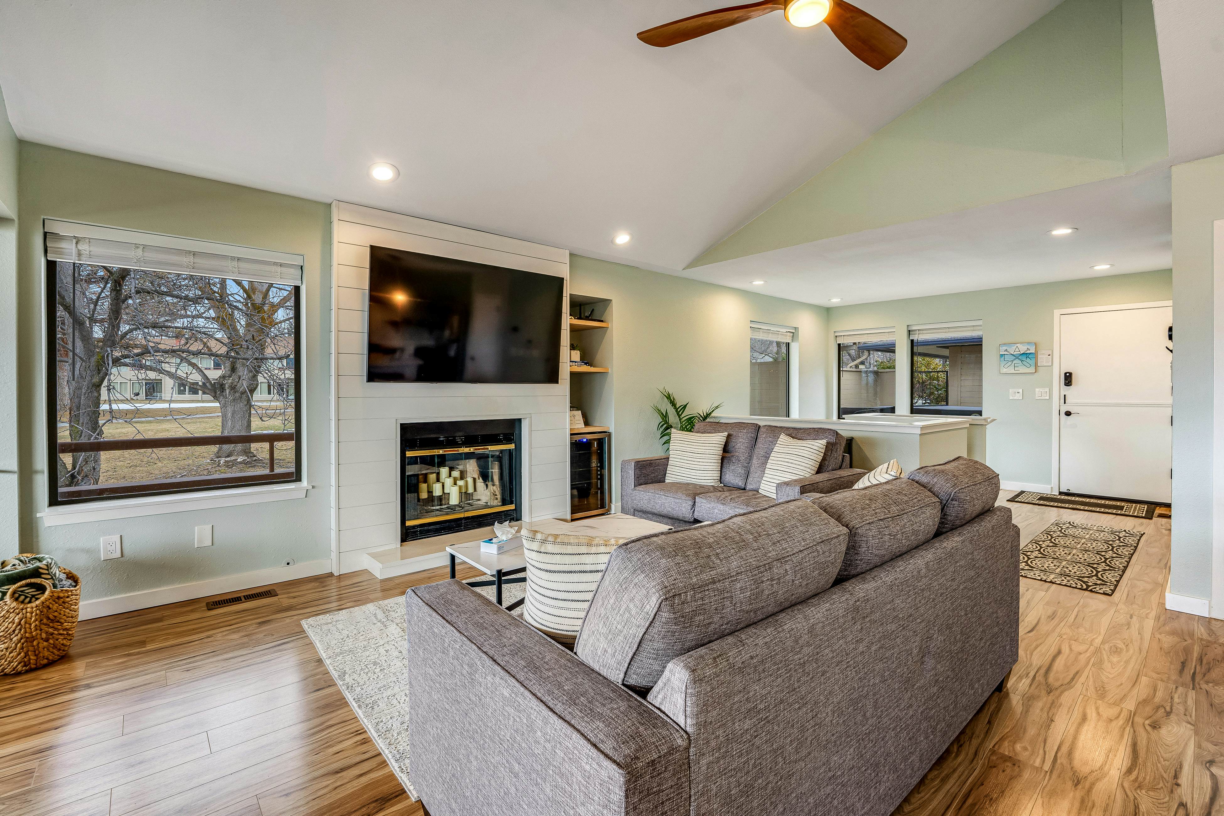 Wapato Point Halmalka 503A