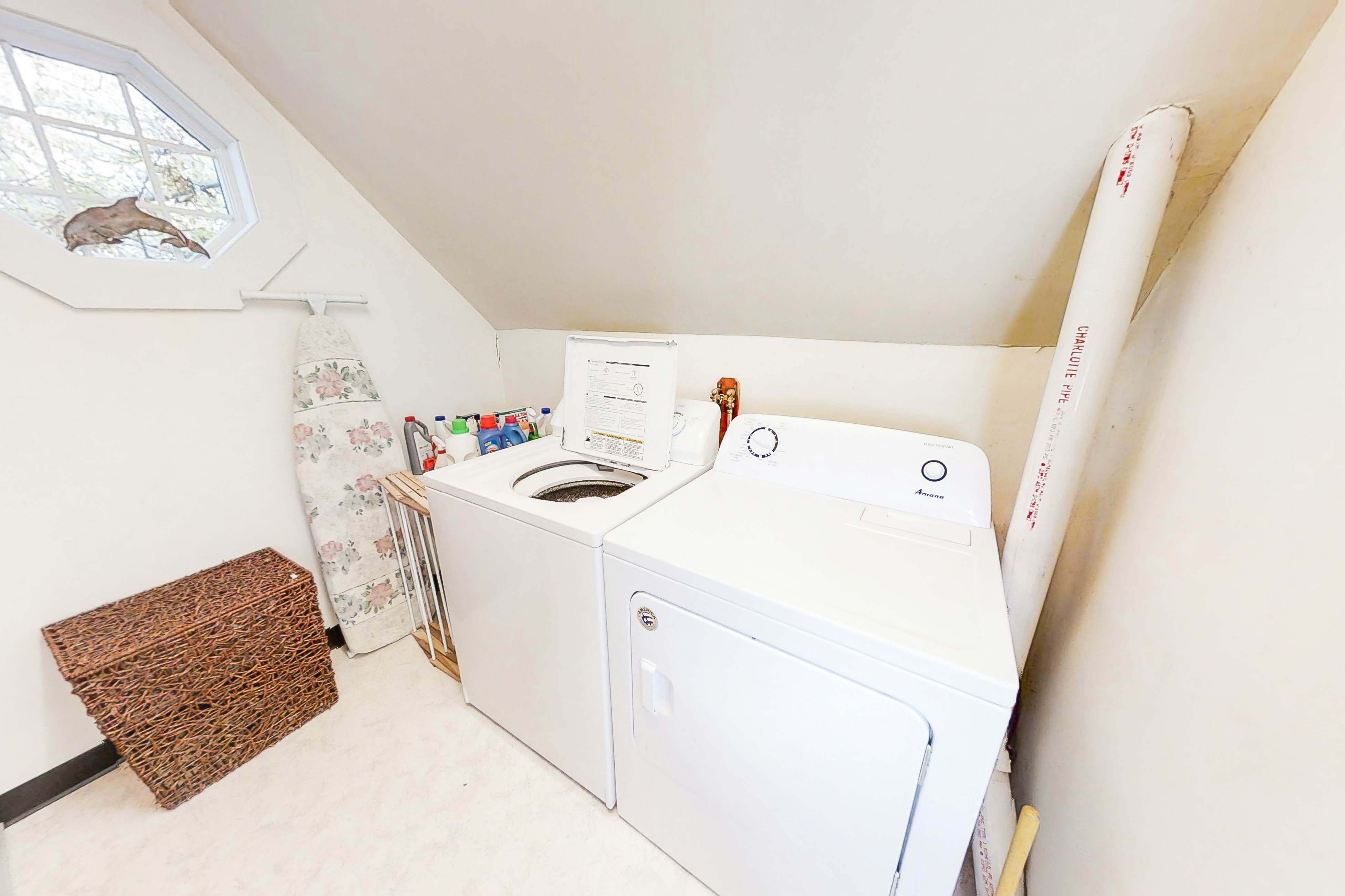 Appalachee Pond Waterfront Cottage