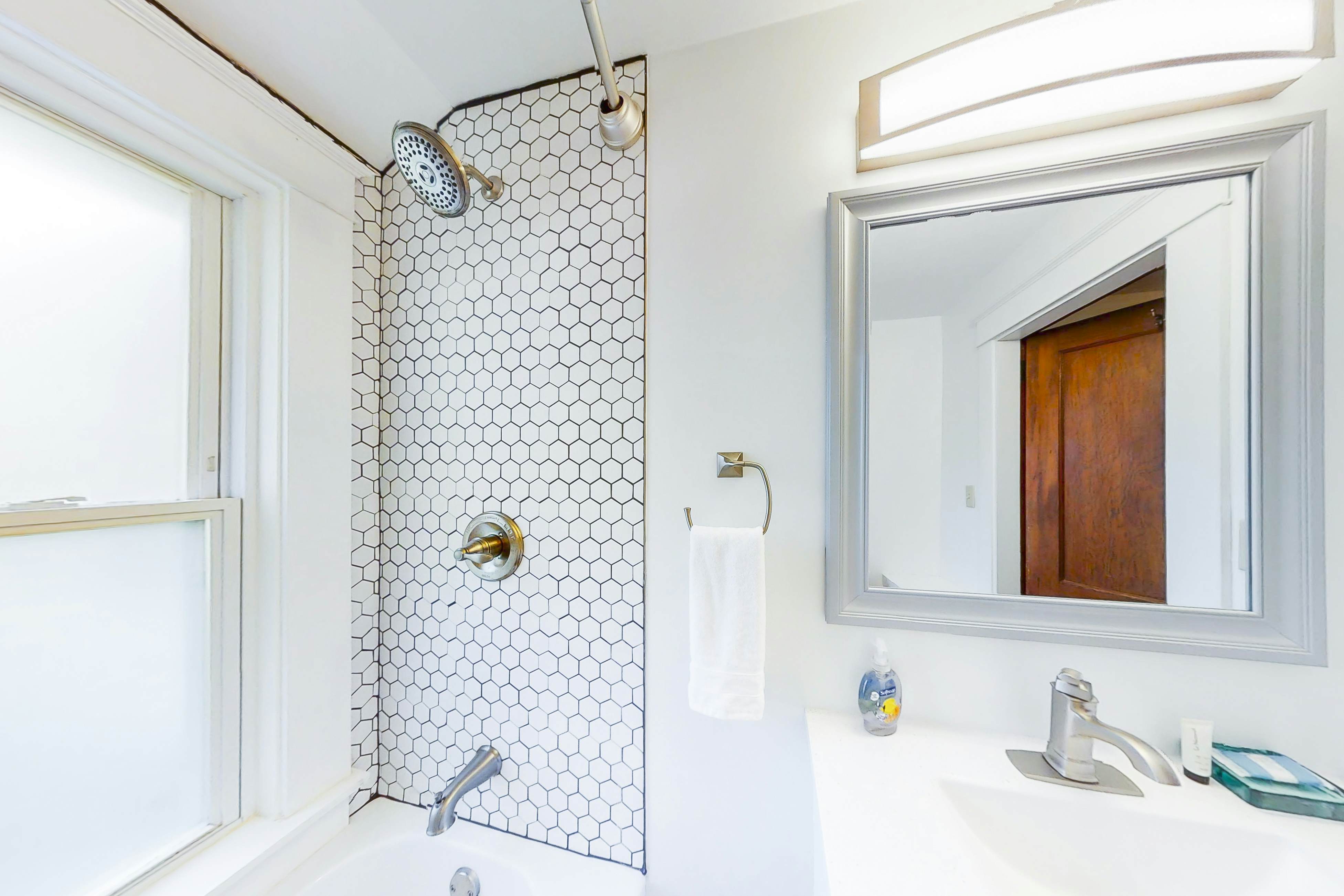 Murray Hill Waterside