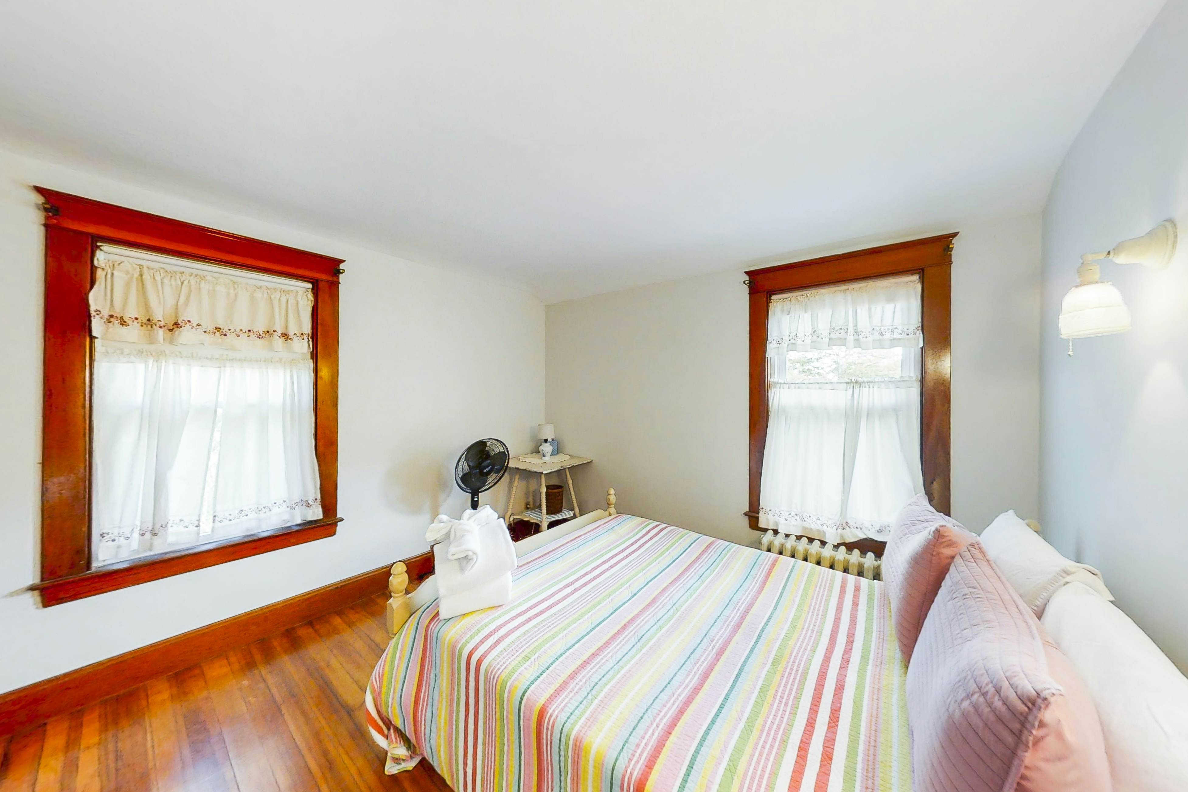 Murray Hill Waterside