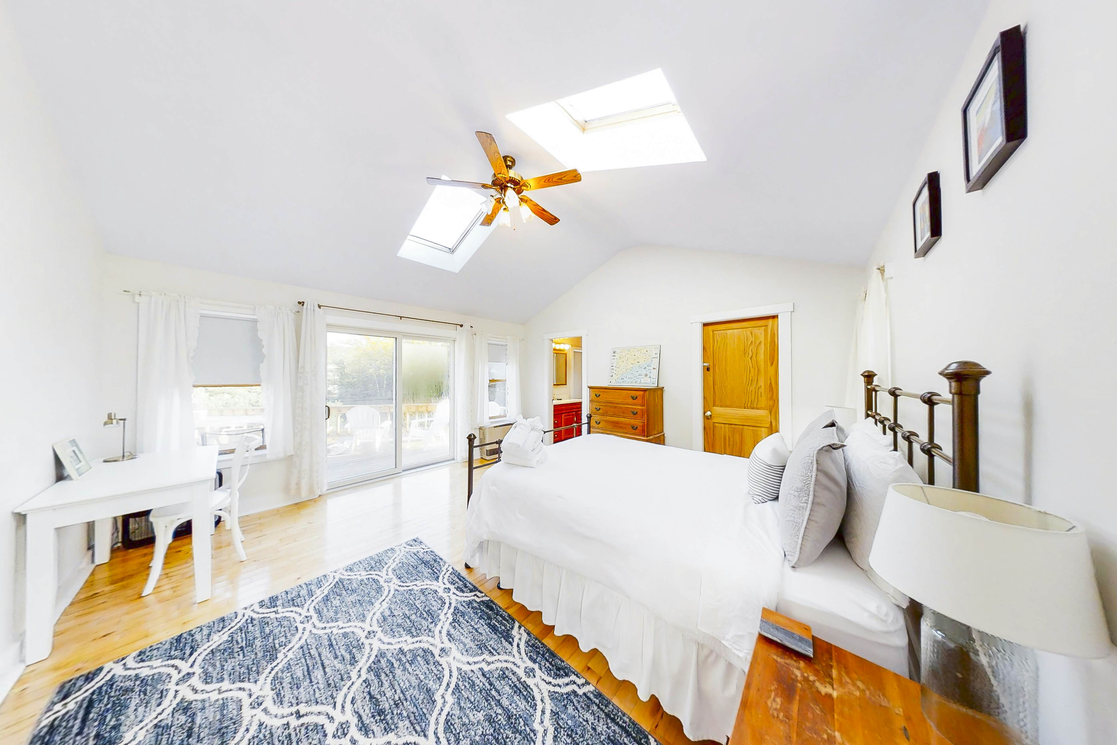 Murray Hill Waterside