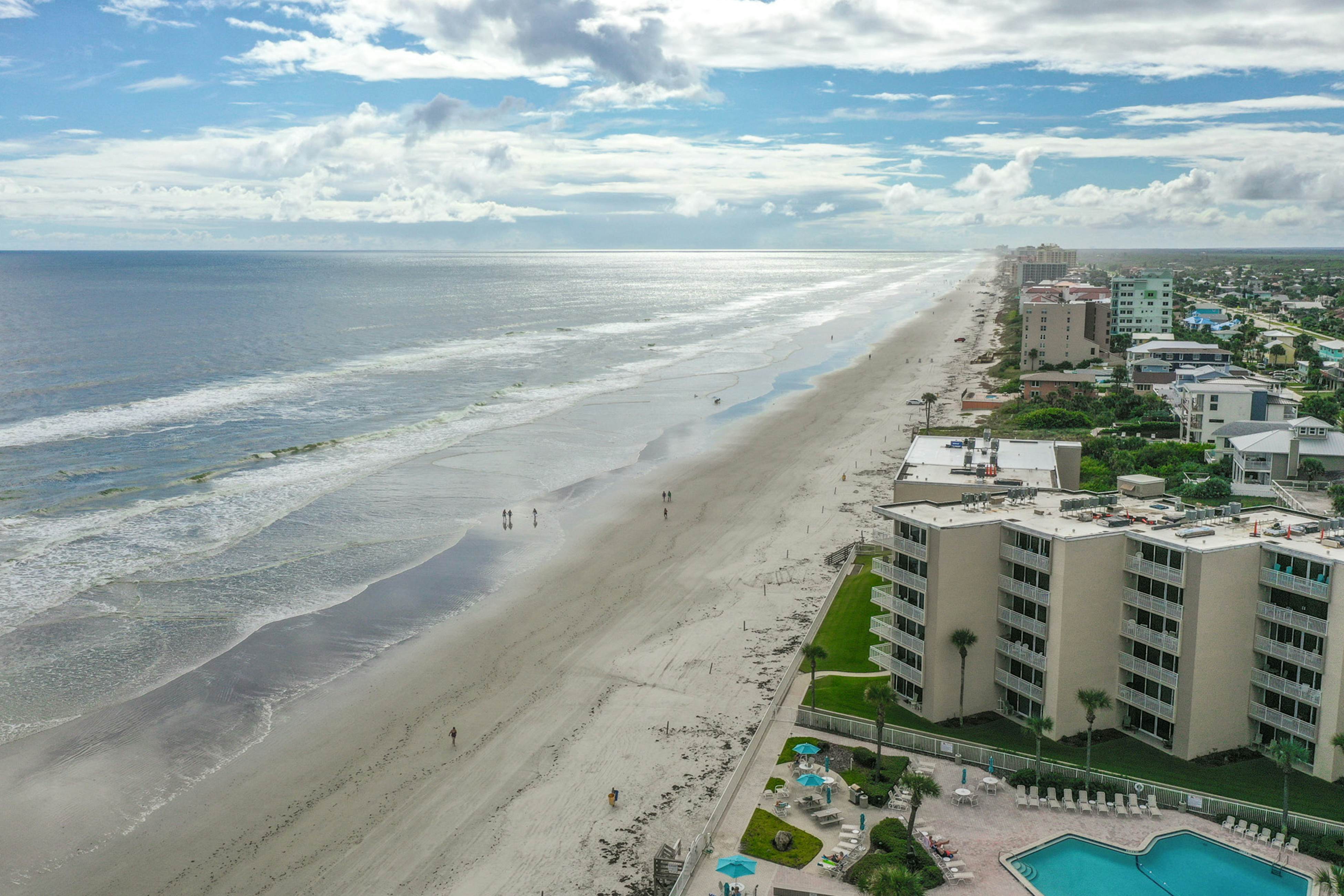 Pelican 501A 1 BD New Smyrna Beach, FL Vacation Rental Vacasa