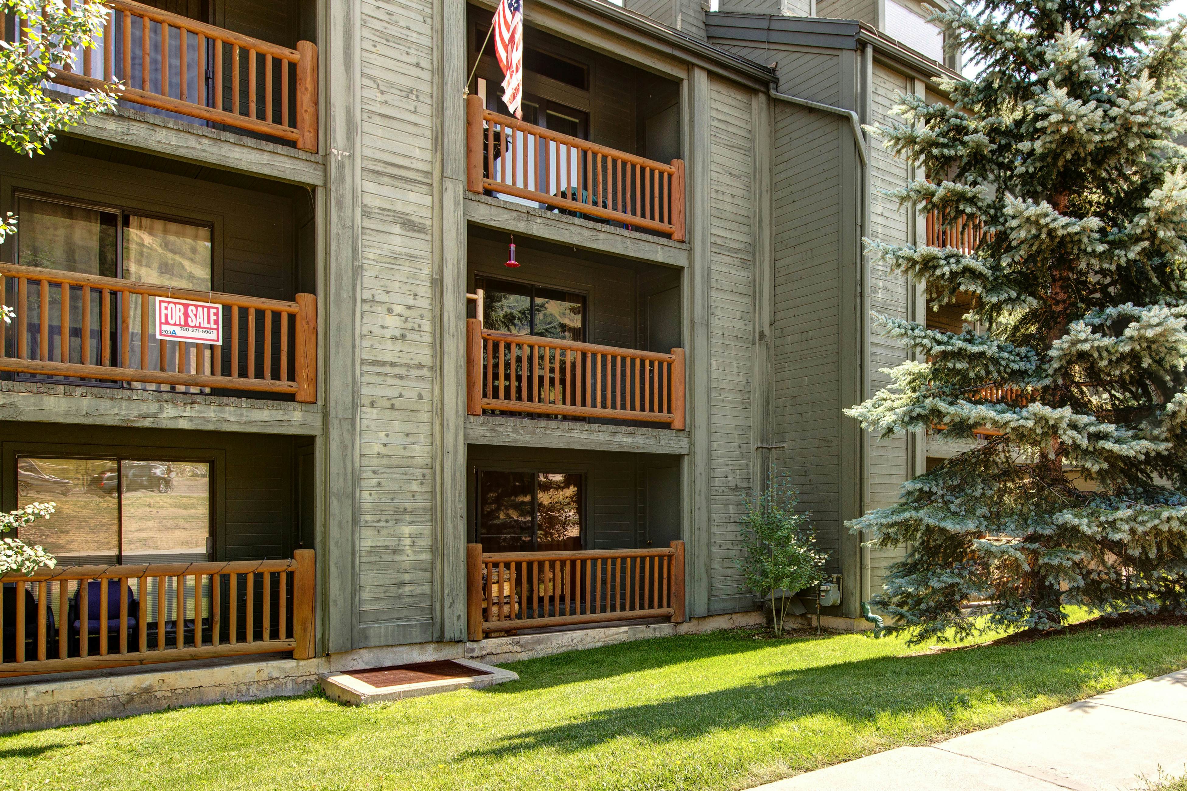 Powder Point Hideaway - Cozy Condo