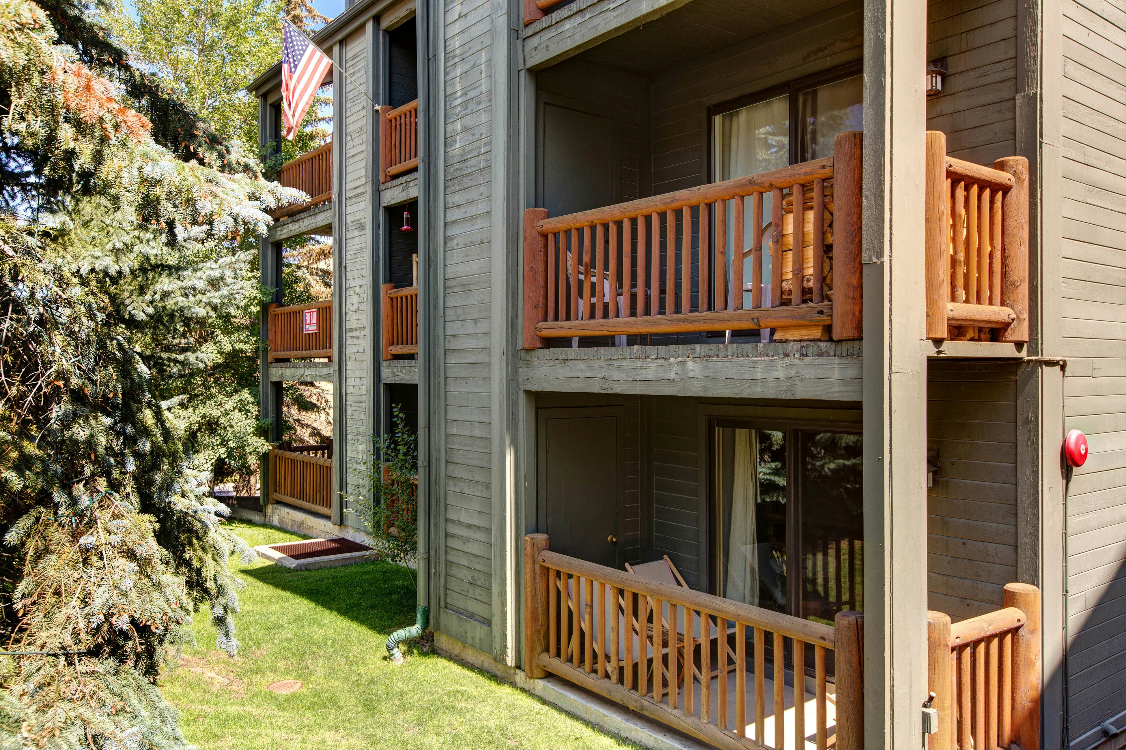 Powder Point Hideaway - Cozy Condo