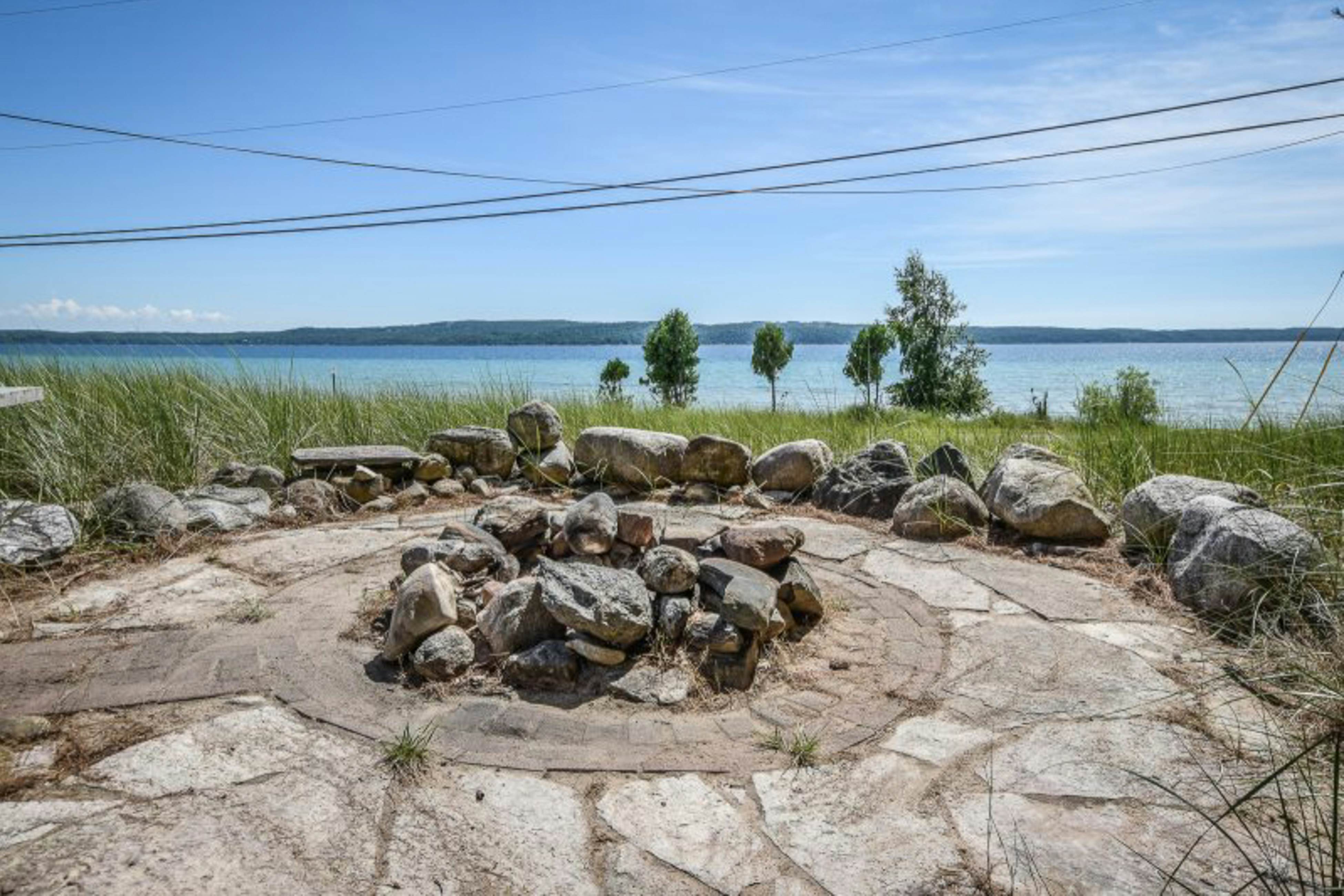 Dune Grass Shores 2 BD Beulah, MI Vacation Rental Vacasa