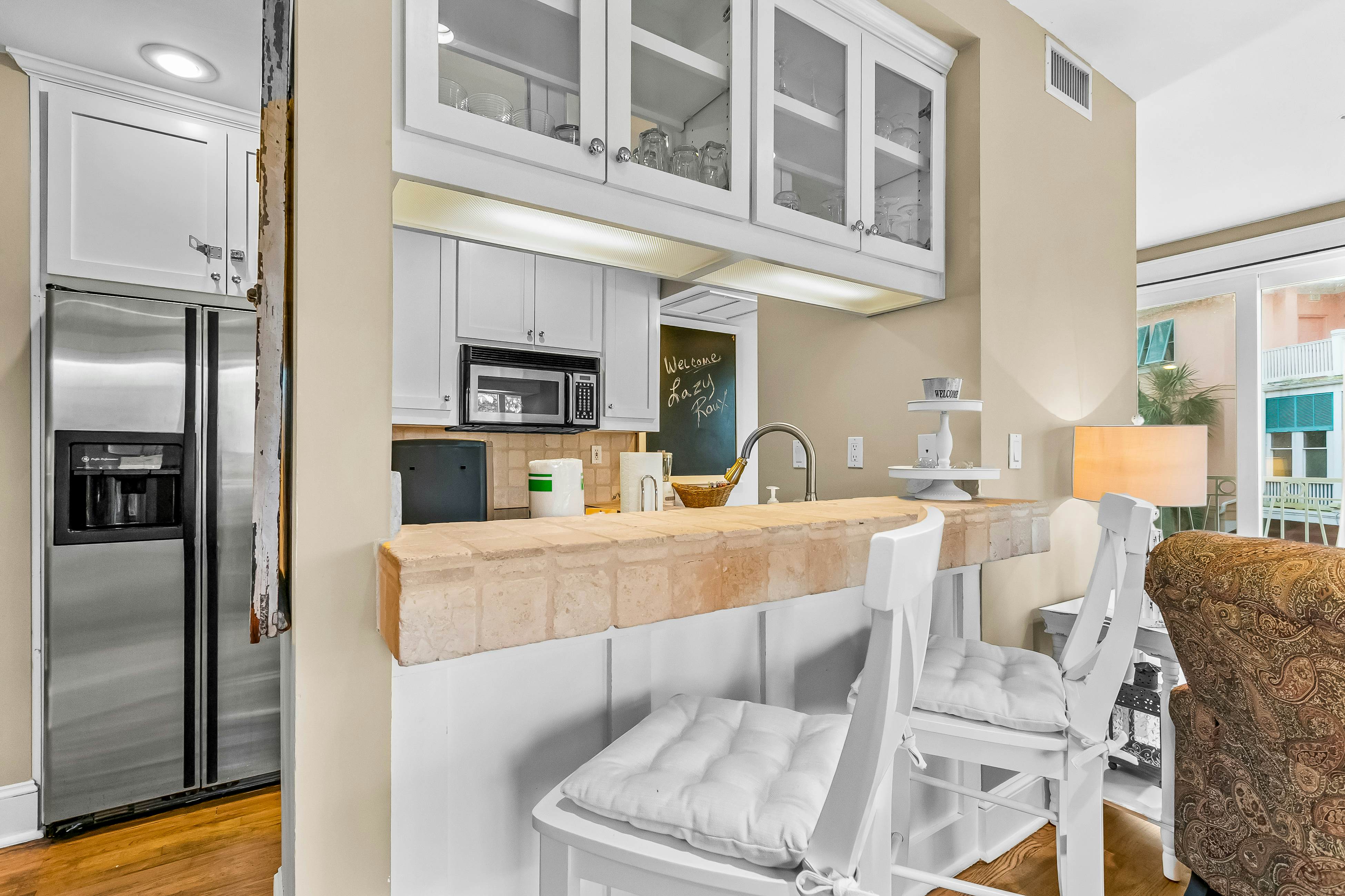 Downtown Carillon 2-200 - Lazy Roux