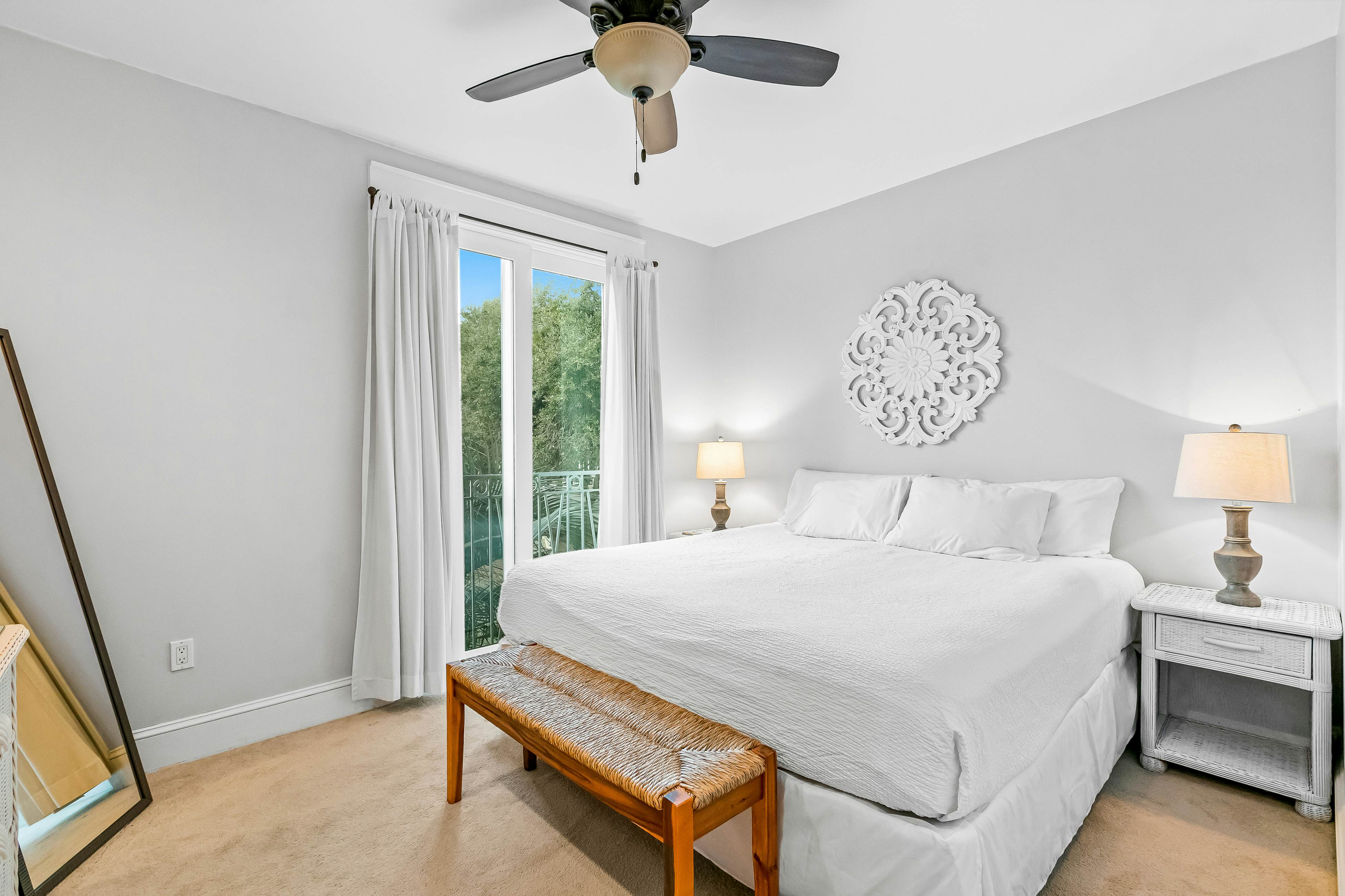 Downtown Carillon 2-200 - Lazy Roux