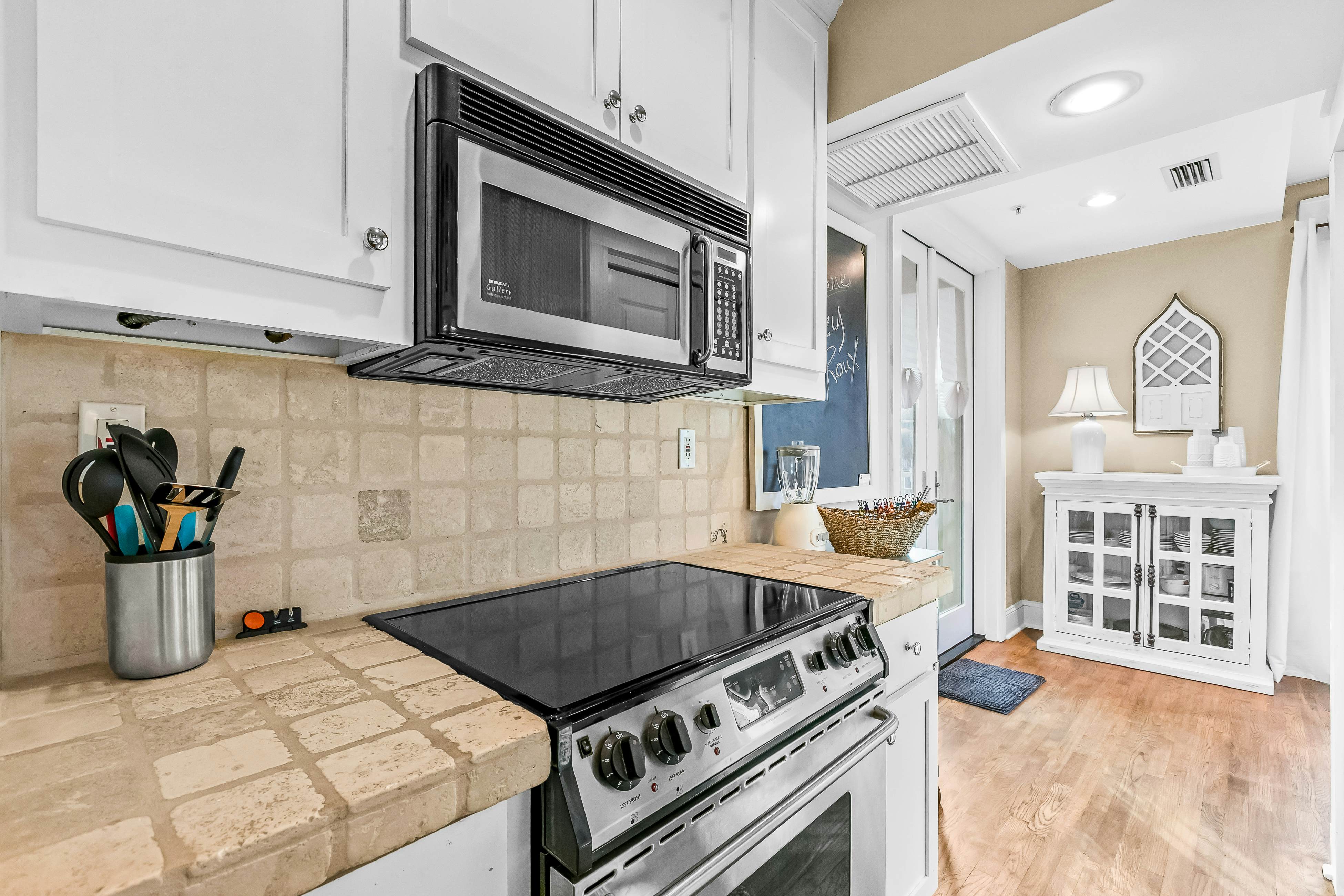 Downtown Carillon 2-200 - Lazy Roux