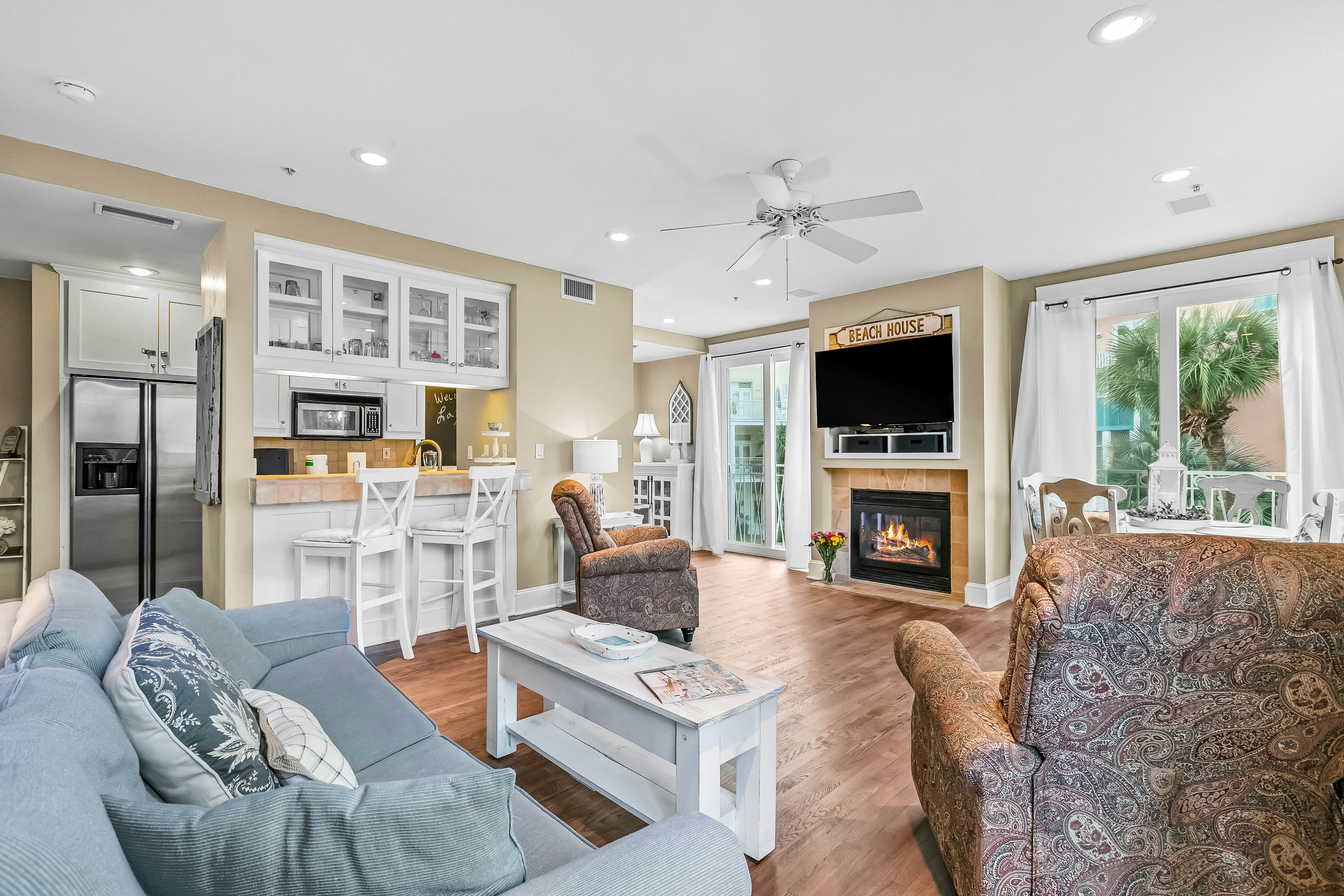 Downtown Carillon 2-200 - Lazy Roux