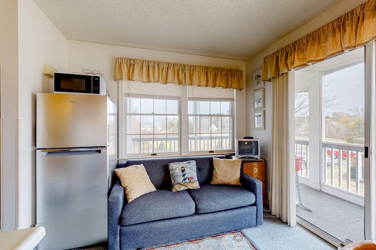 Wellington Manor 240 0 BD Wells, ME Vacation Rental Vacasa