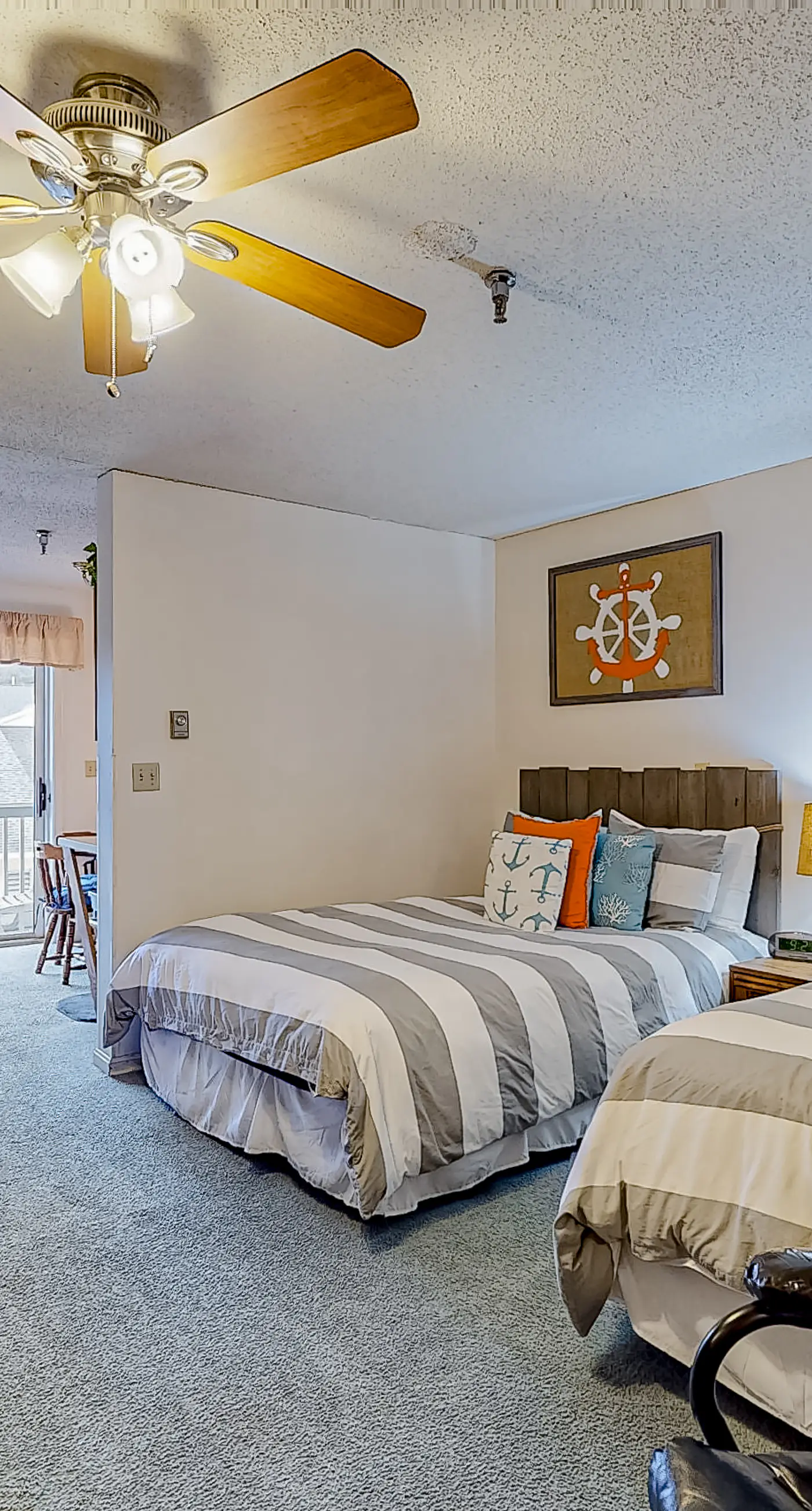 Wellington Manor 240
