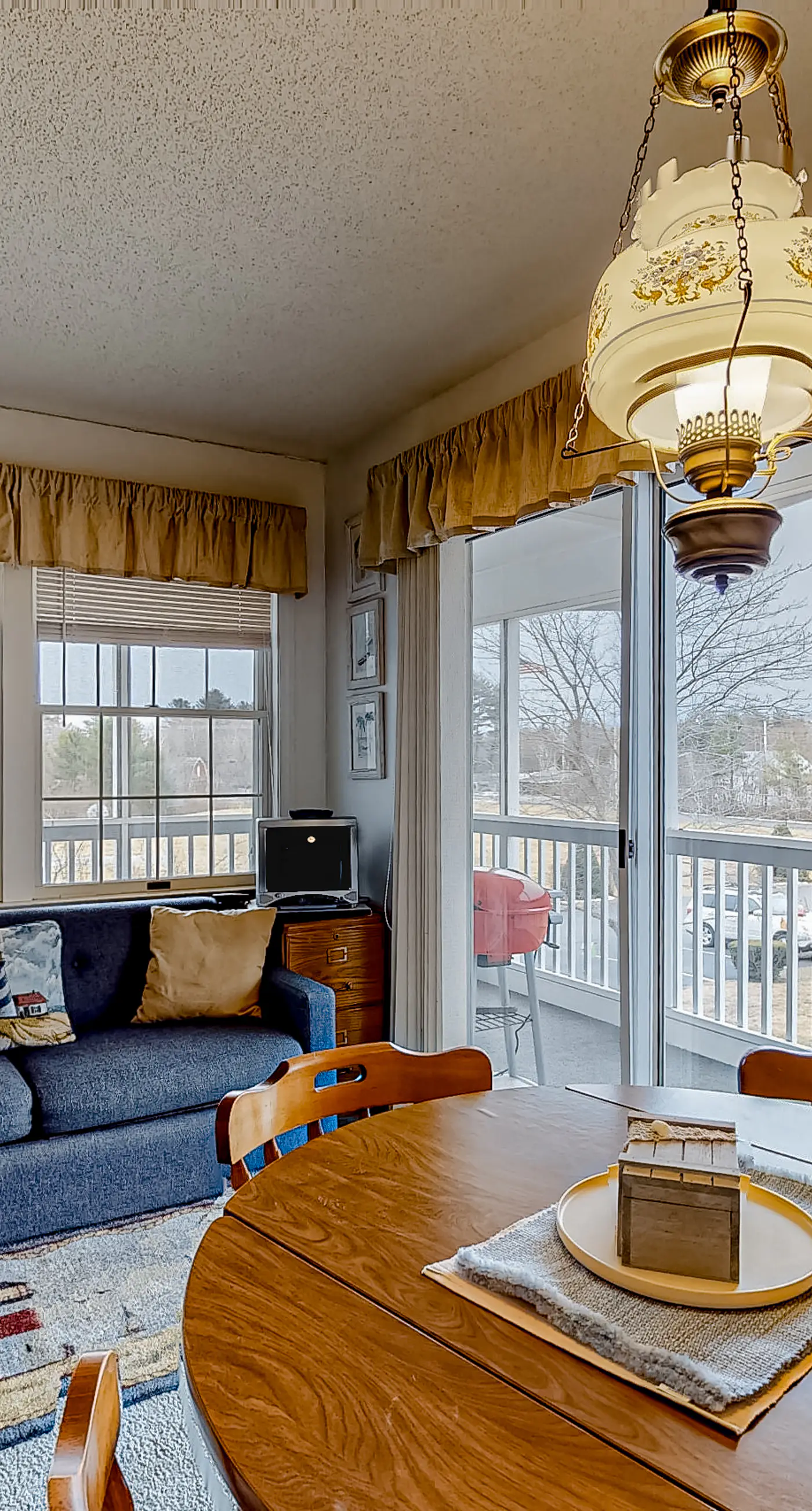 Wellington Manor 240