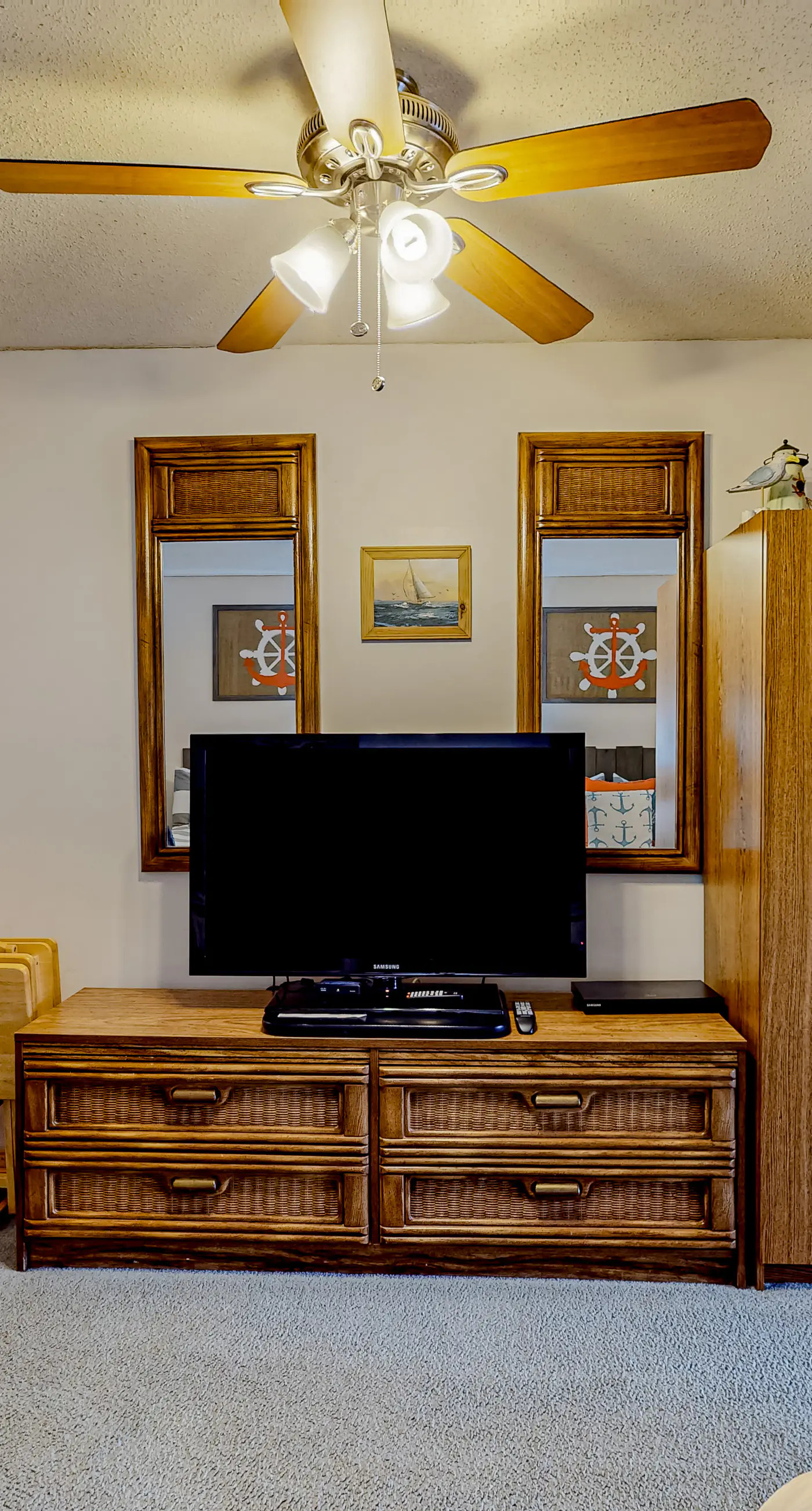 Wellington Manor 240