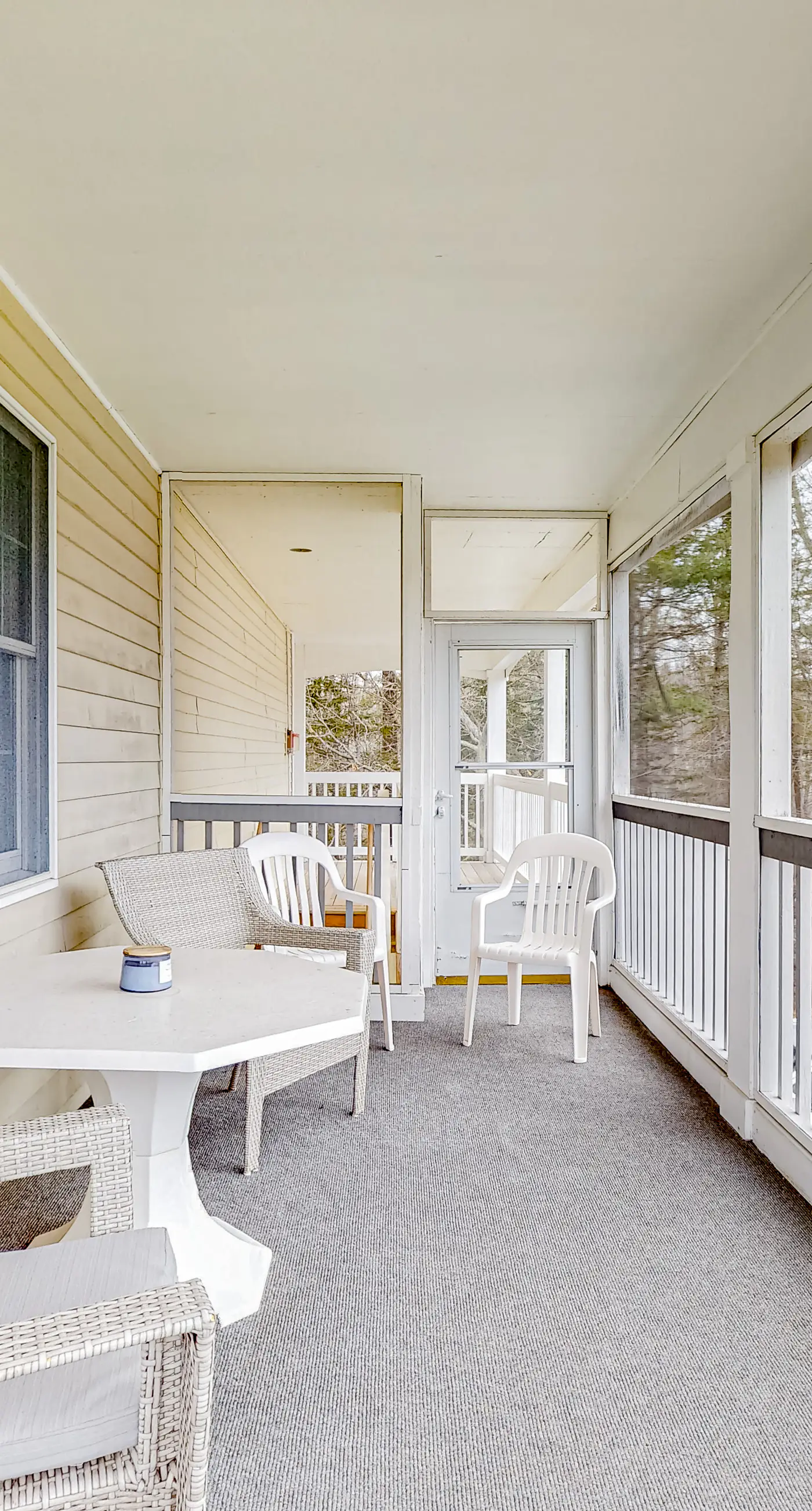 Wellington Manor 240