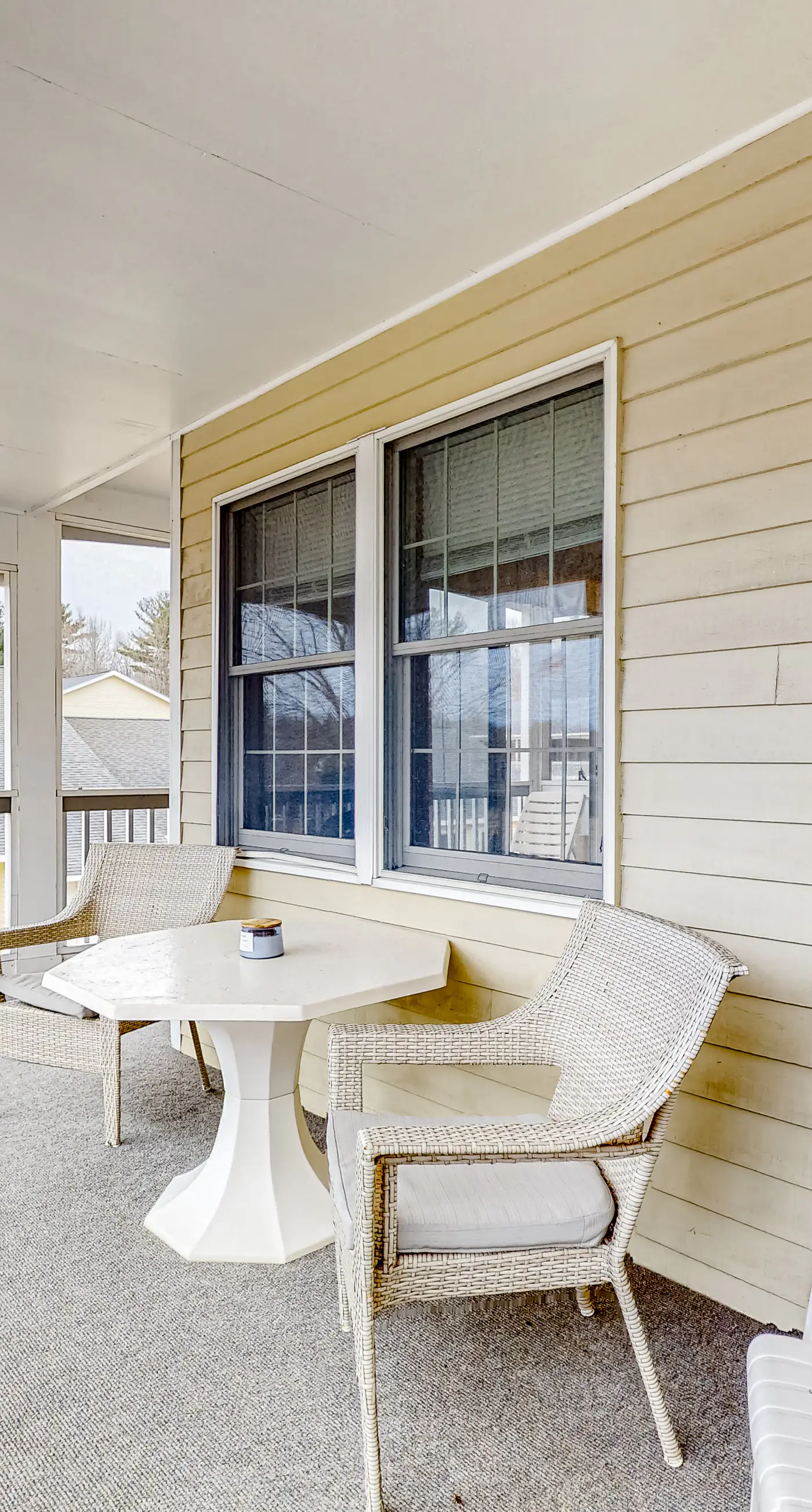 Wellington Manor 240