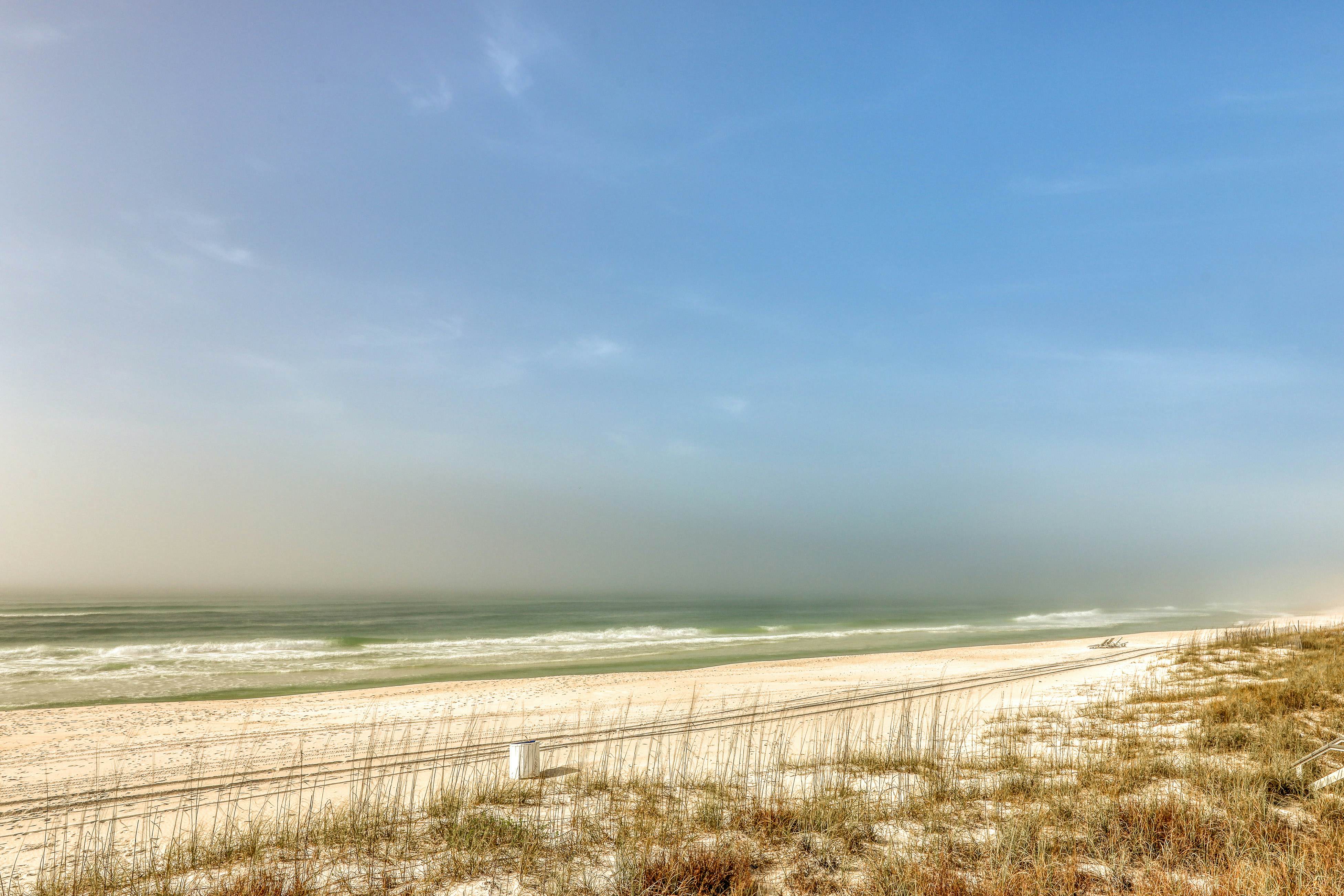 Downtown Carillon 2-200 - Lazy Roux