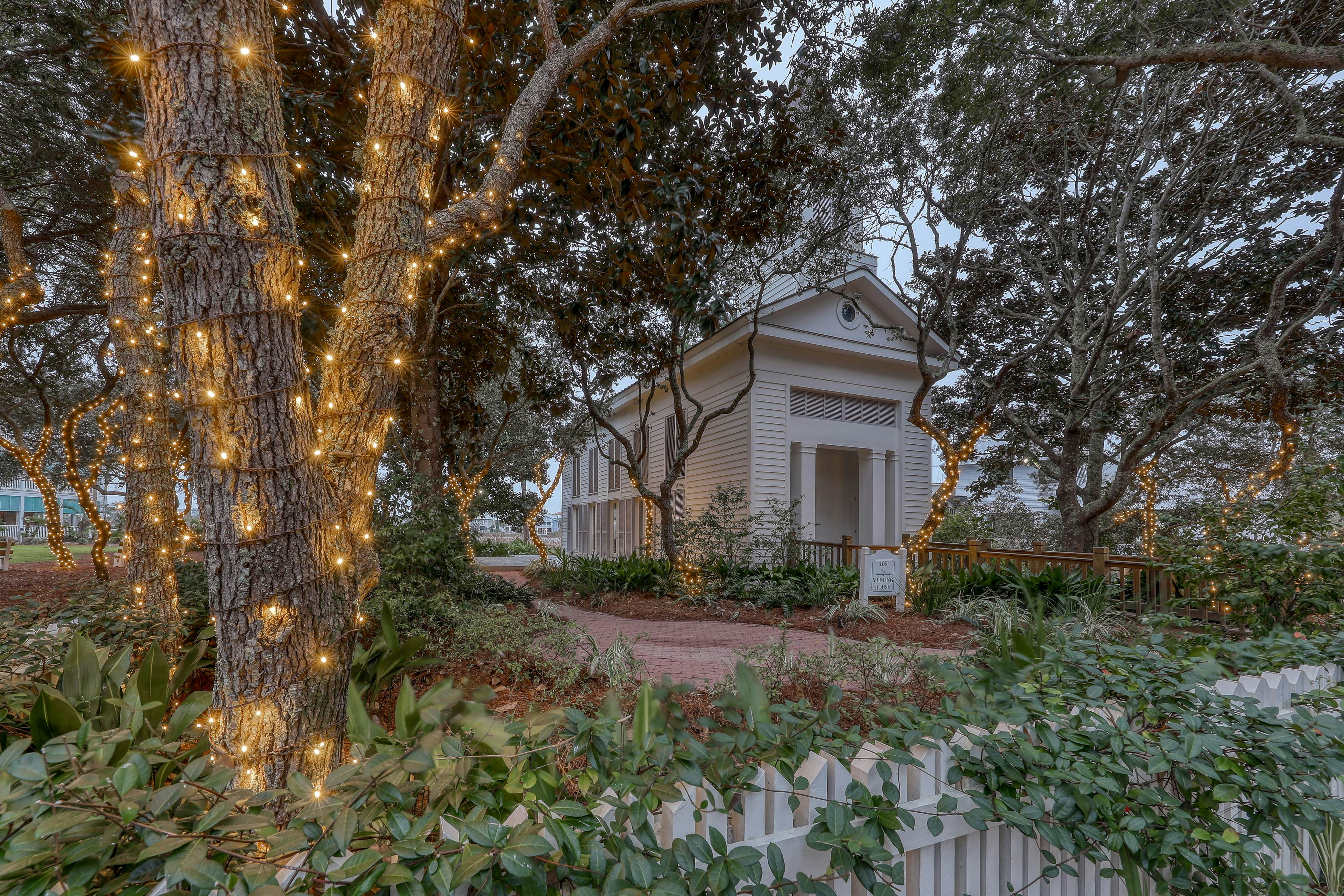 Downtown Carillon 2-200 - Lazy Roux