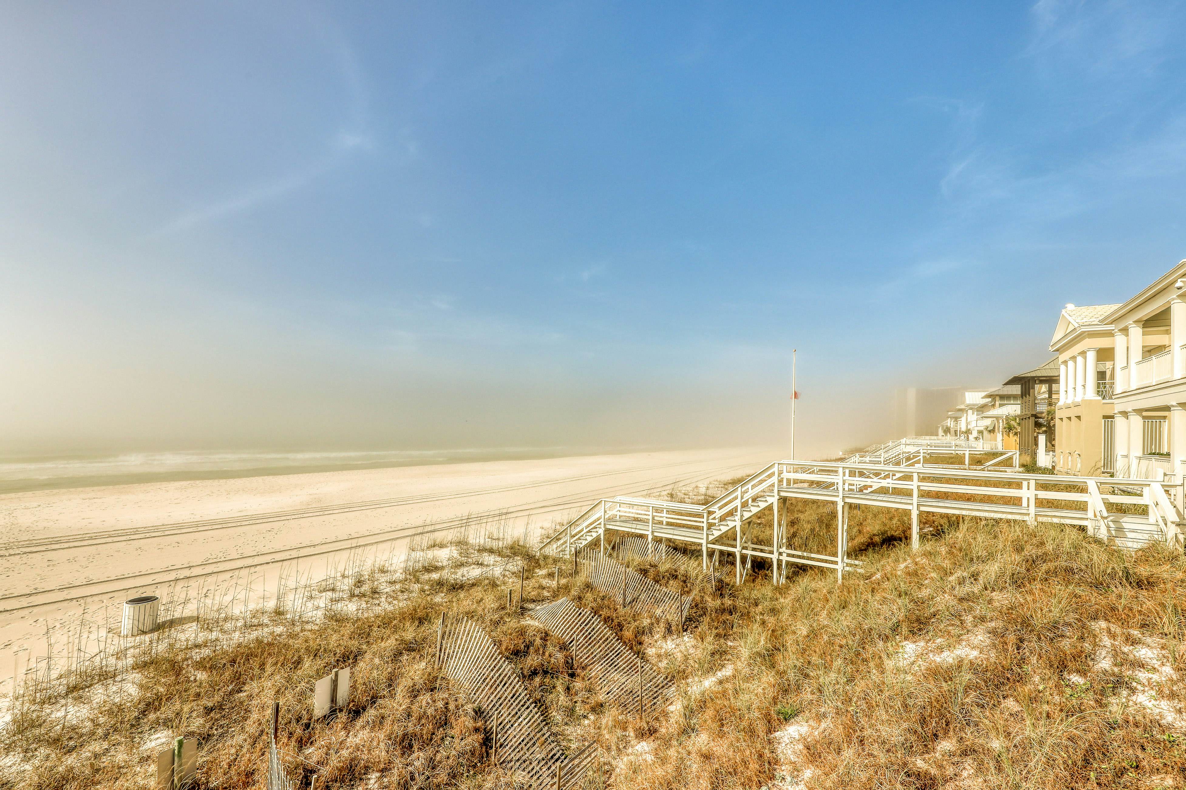 Downtown Carillon 2-200 - Lazy Roux