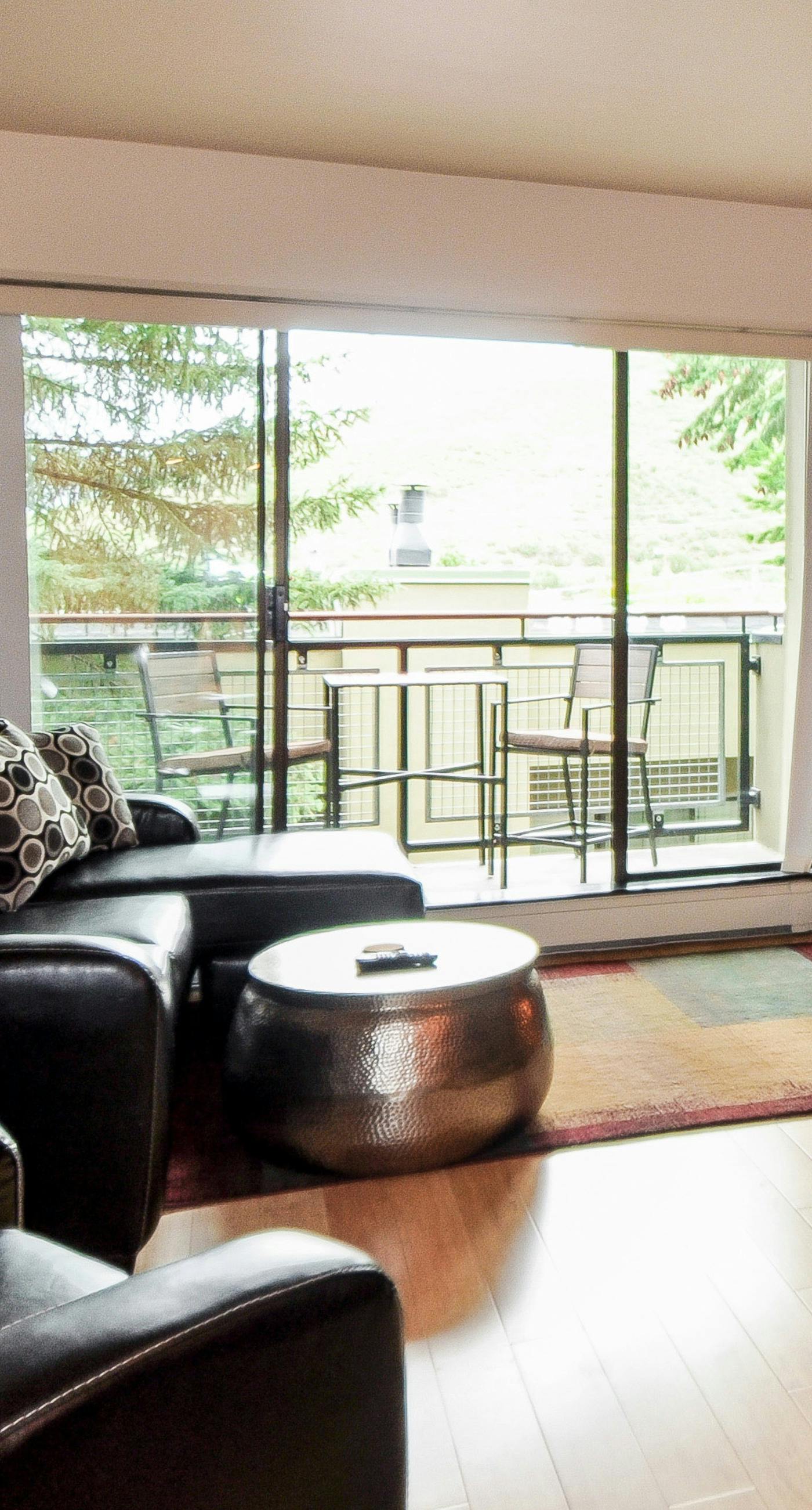 Empire Escape Edelwiess 306A