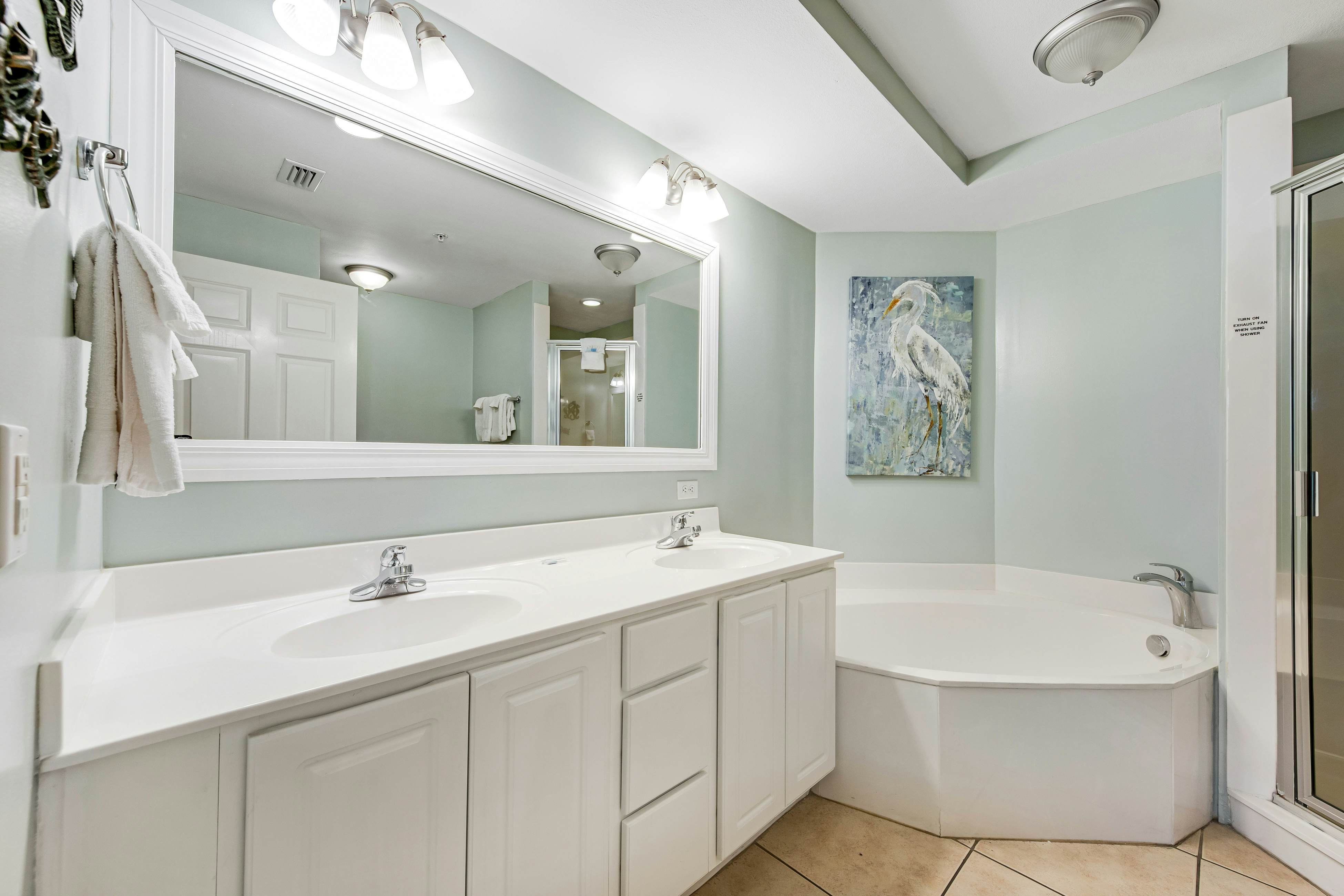 Sunrise Beach 702 - Beachfront Condo