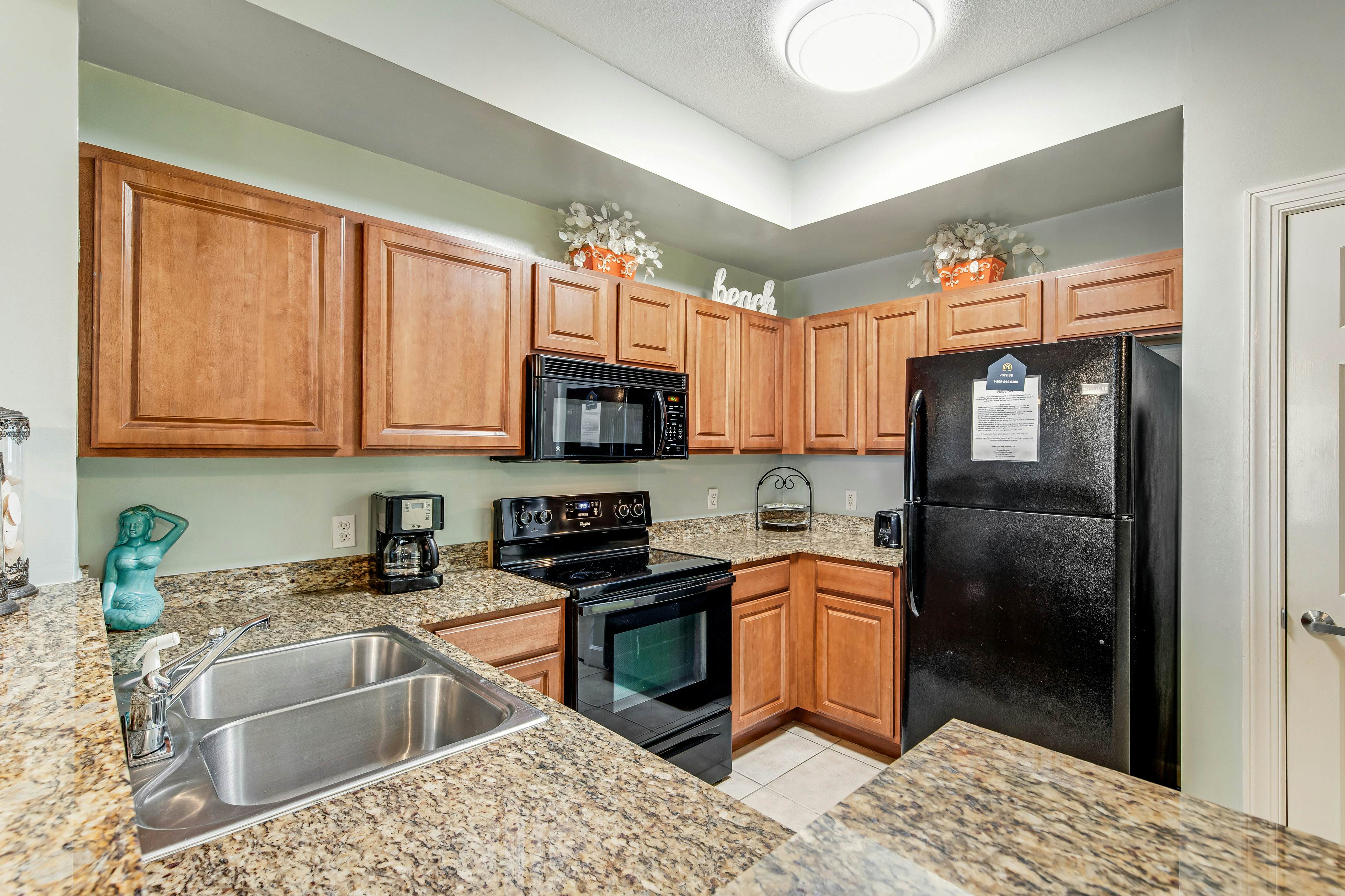 Sunrise Beach 702 - Beachfront Condo