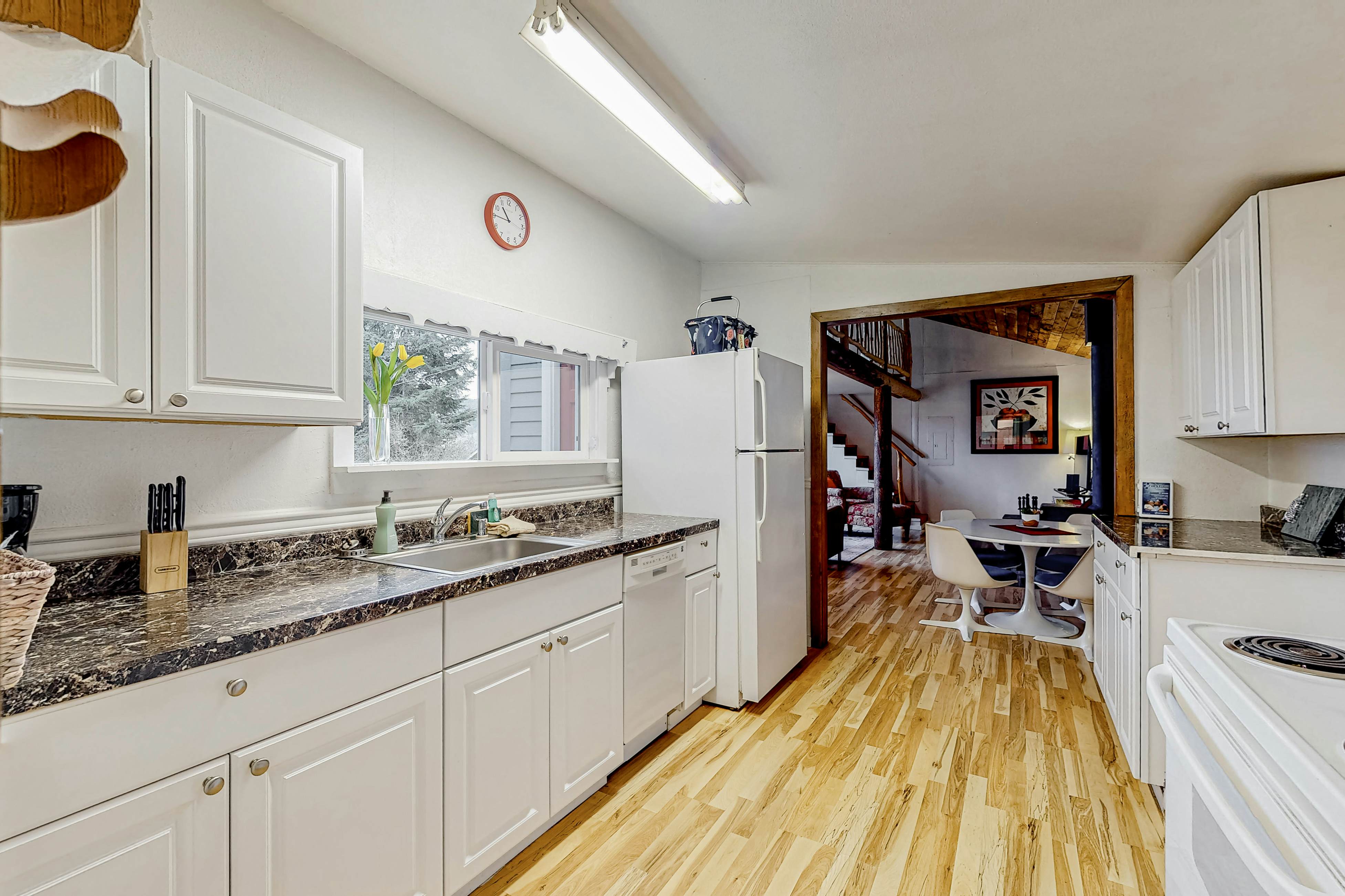 Seabeck House & Cottage on Hood Canal 4 BD Seabeck, WA Vacation