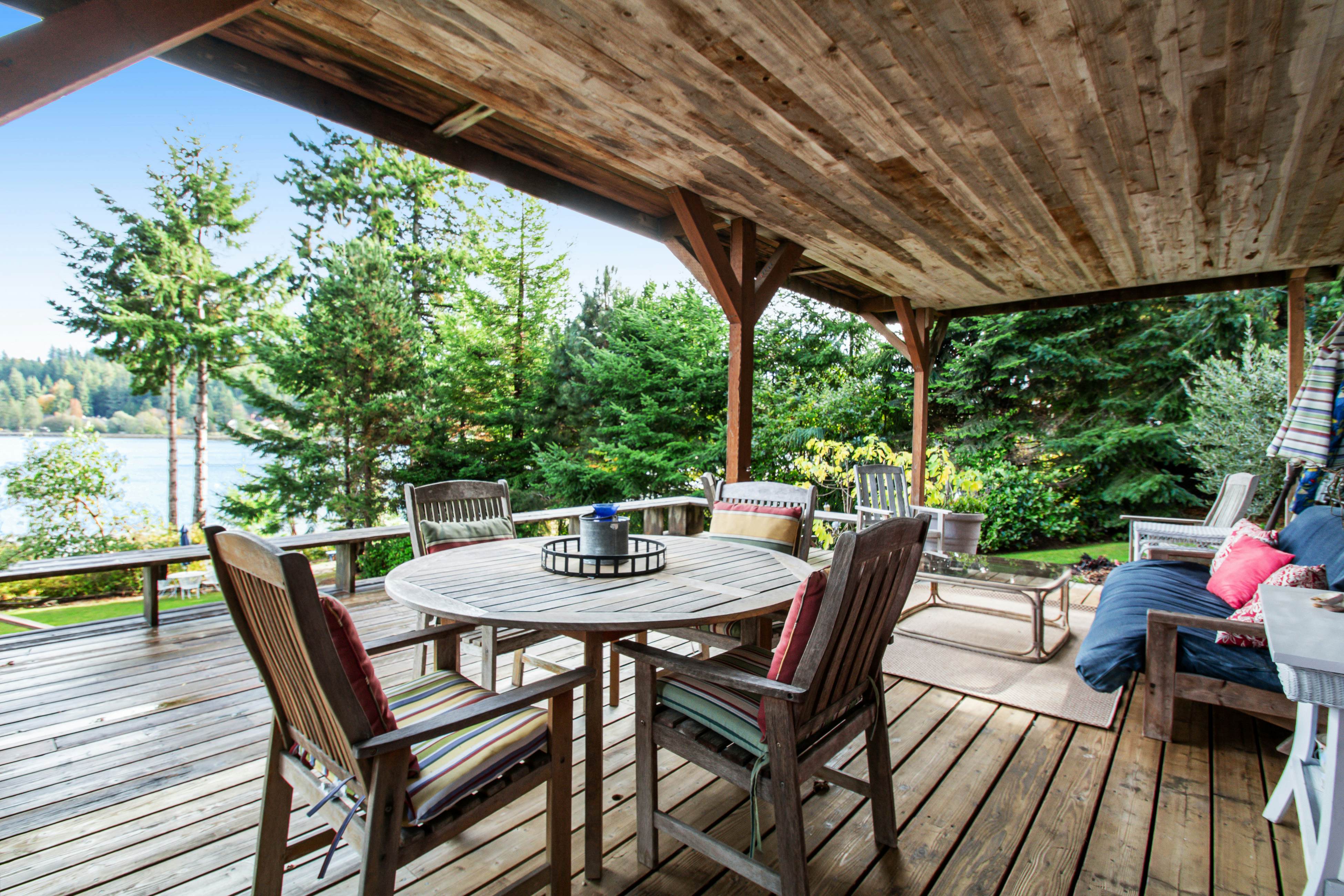 Seabeck House & Cottage on Hood Canal 4 BD Seabeck, WA Vacation