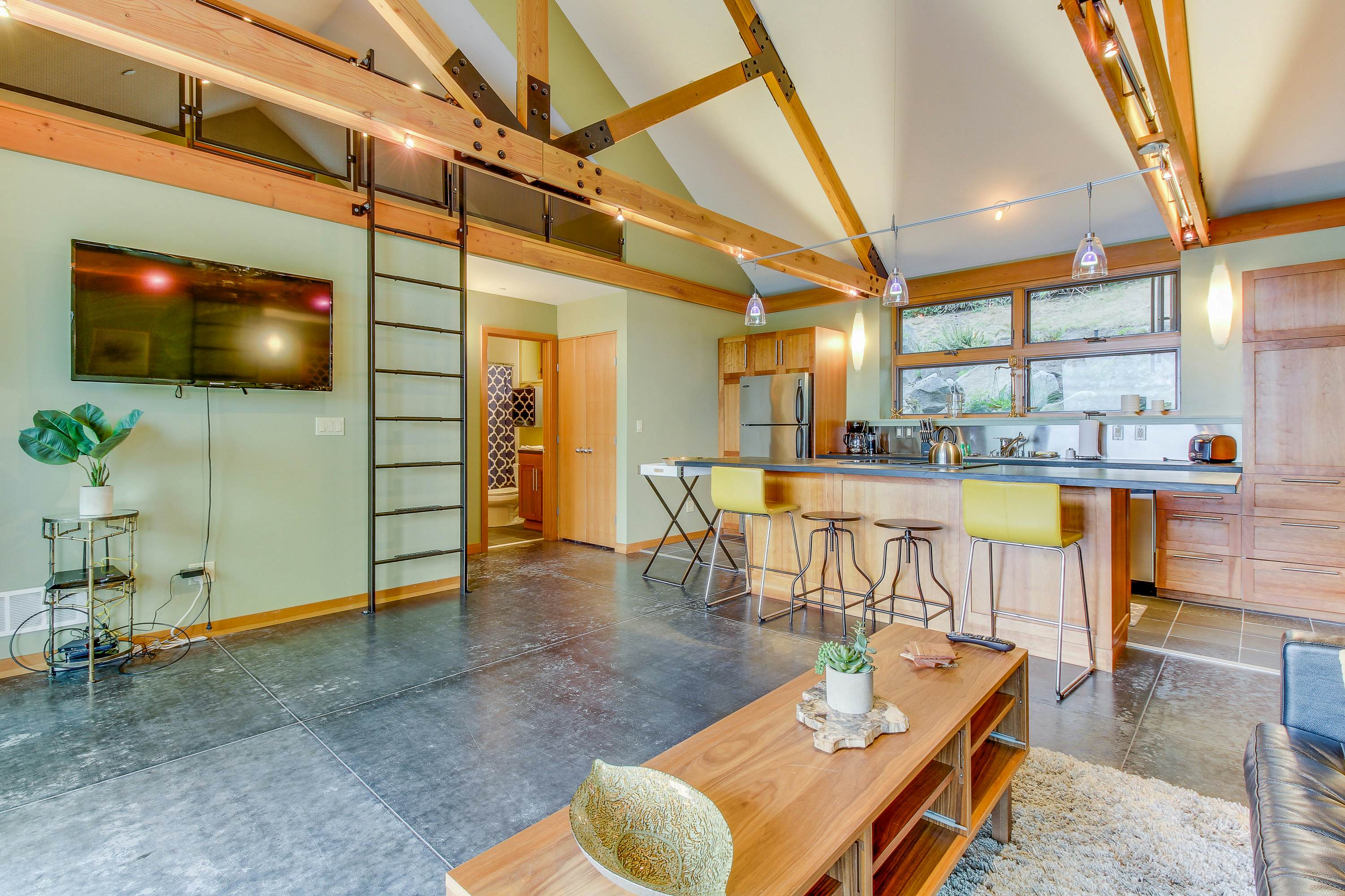 Driftwood Retreat 2 BD Anacortes, WA Vacation Rental Vacasa