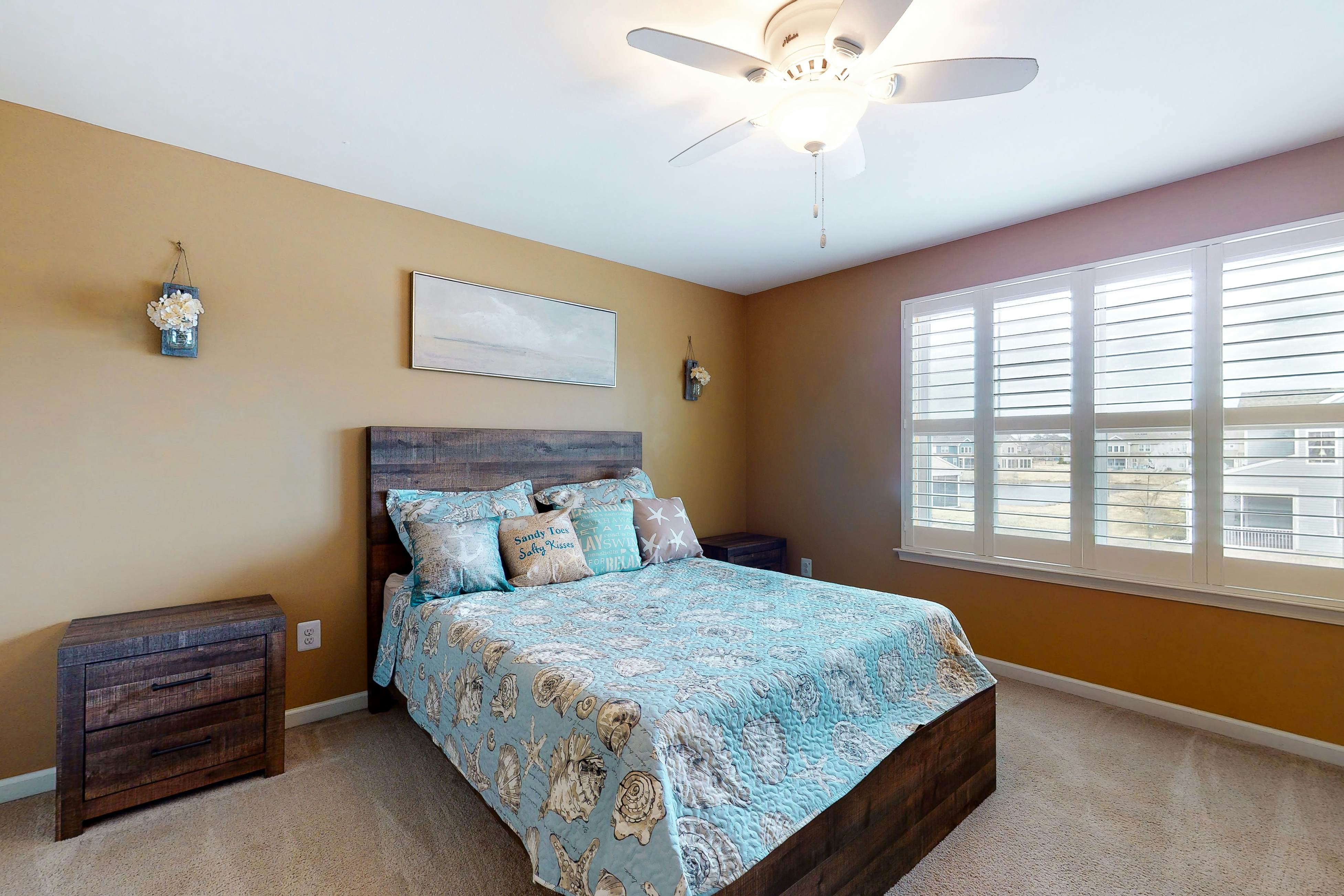 Bishops Landing - 16985 Bellevue Ct