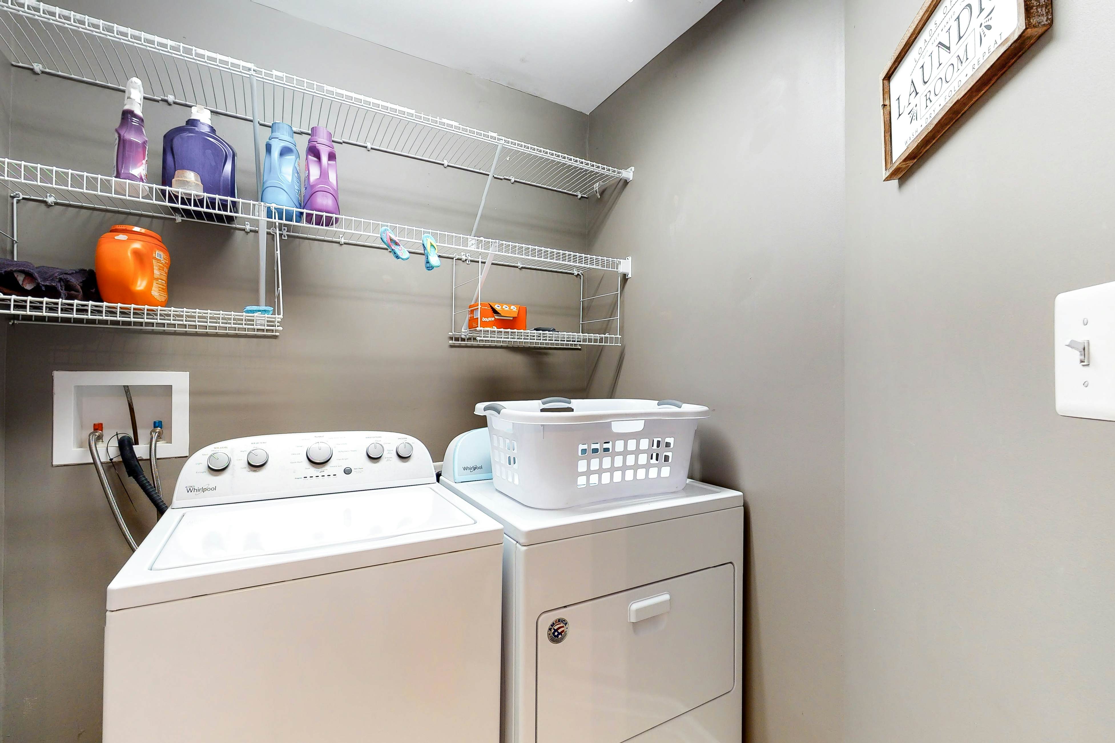 Bishops Landing - 16985 Bellevue Ct