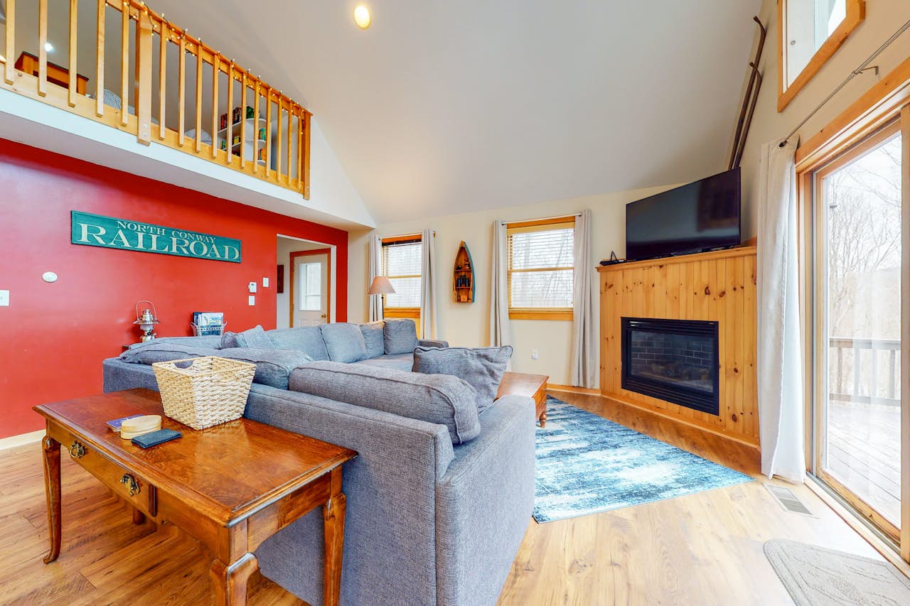 Eidelweiss Retreat 4 BD Madison, NH Vacation Rental Vacasa