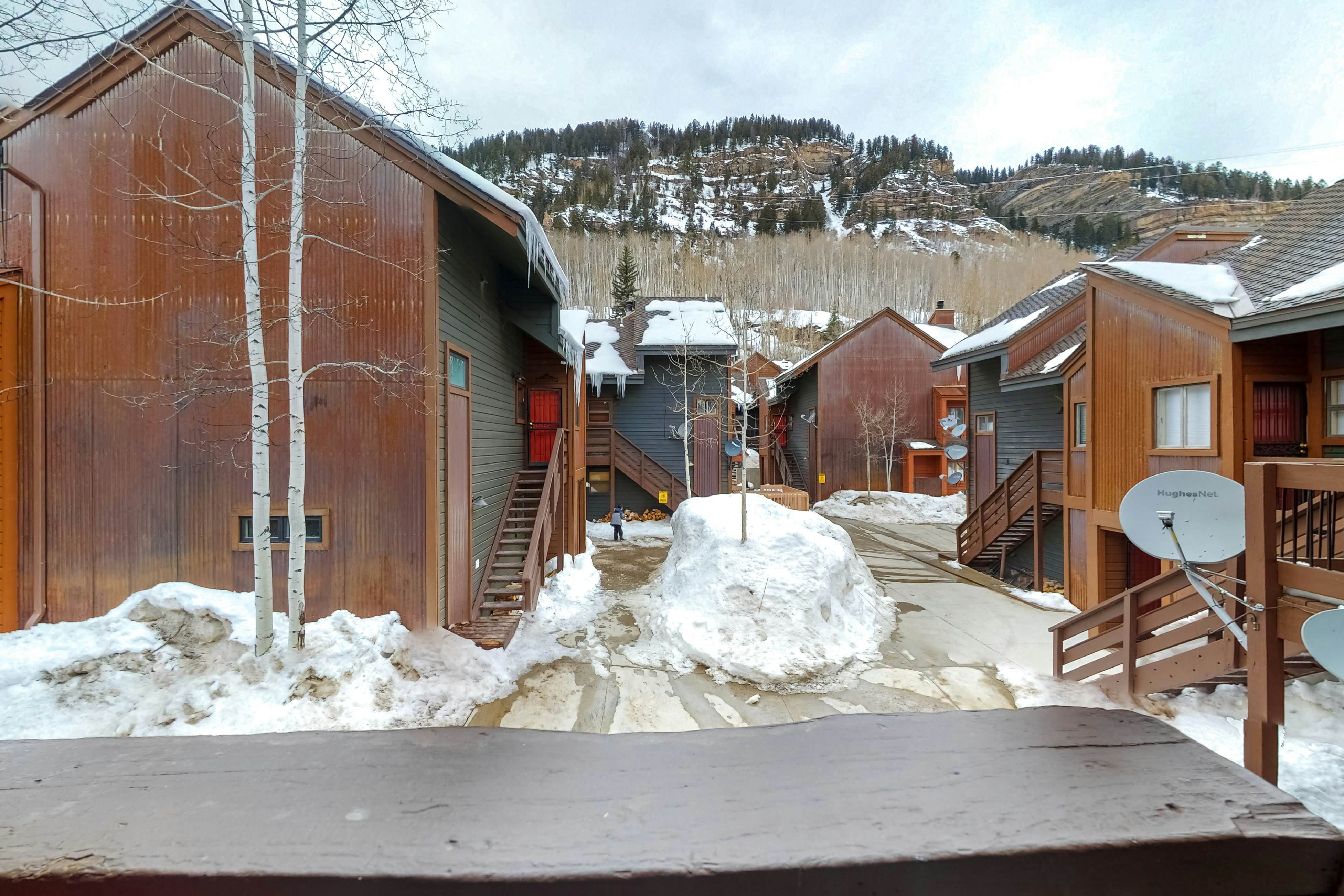 Silverpick #303 - River Rock Retreat