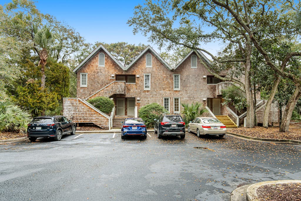 Charming condo with private beach access, on-site golf, high-speed WiFi & AC — Kiawah Island, SC — vacation rental