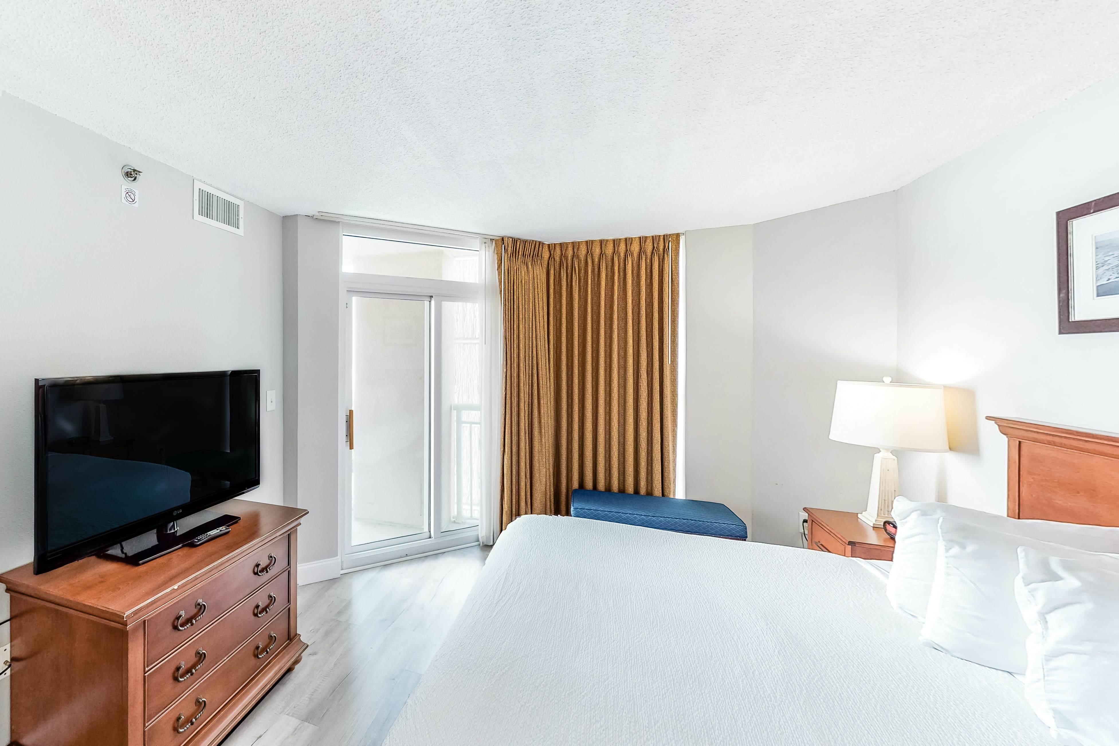 Carolinian Beach Resort 0333