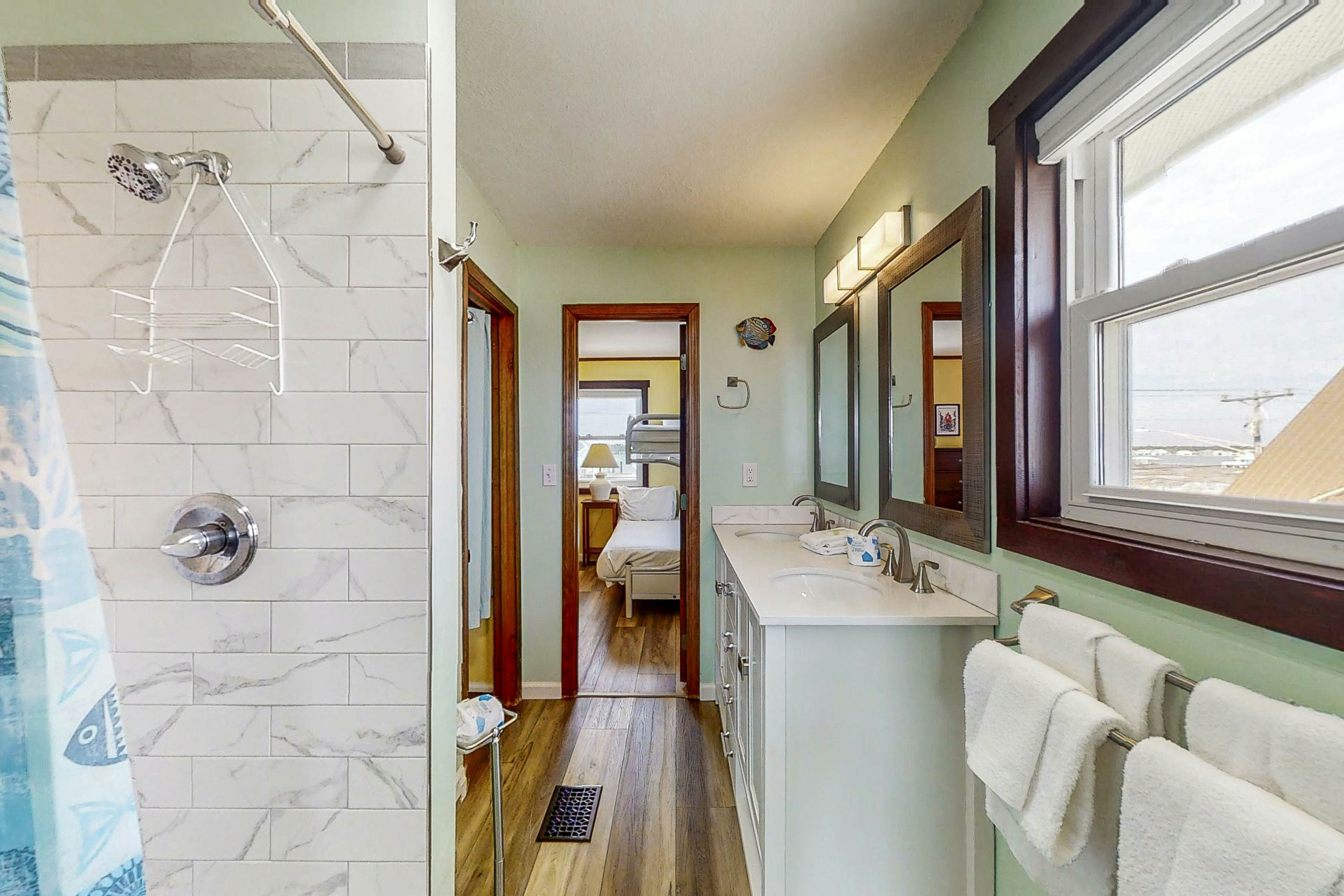 Muldoon Beach House 3 BD Gulf Shores, AL Vacation Rental Vacasa