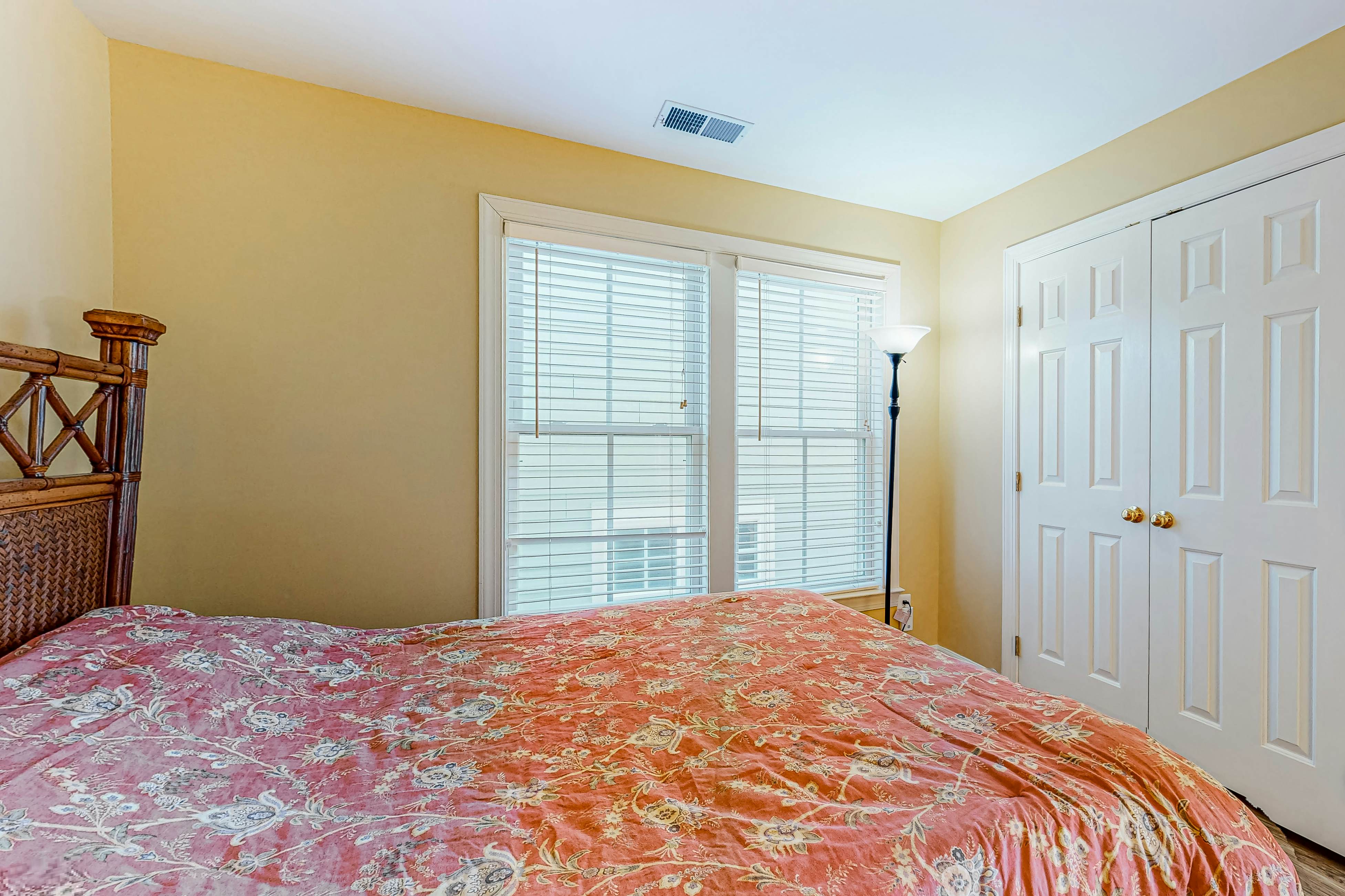 Sunset Island 4 Seaside Mews 5 BD Ocean City, MD Vacation Rental Vacasa